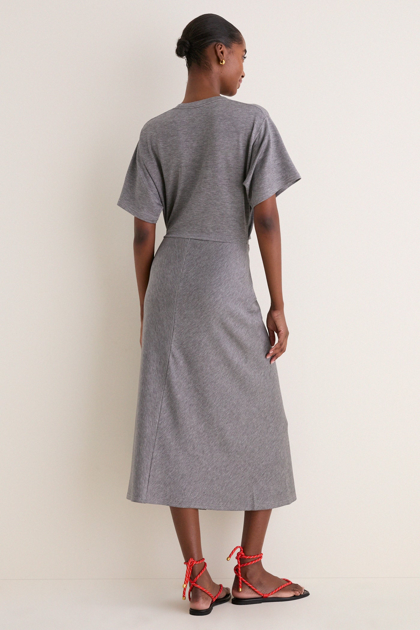 Cobblestone Heather Knit Crew Neck Short Sleeve Dress