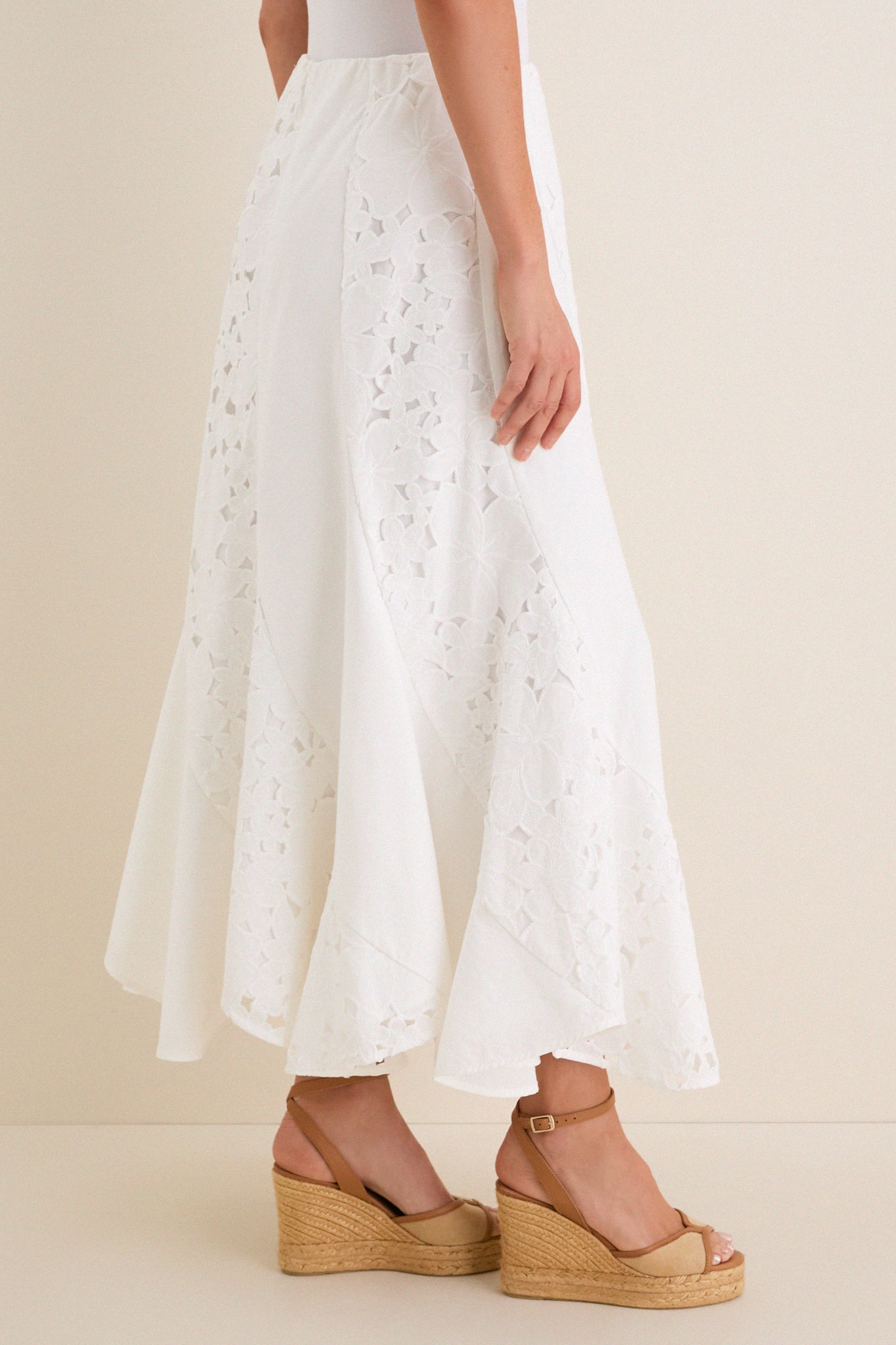 White Eyelet Mallory Skirt | Tuckernuck