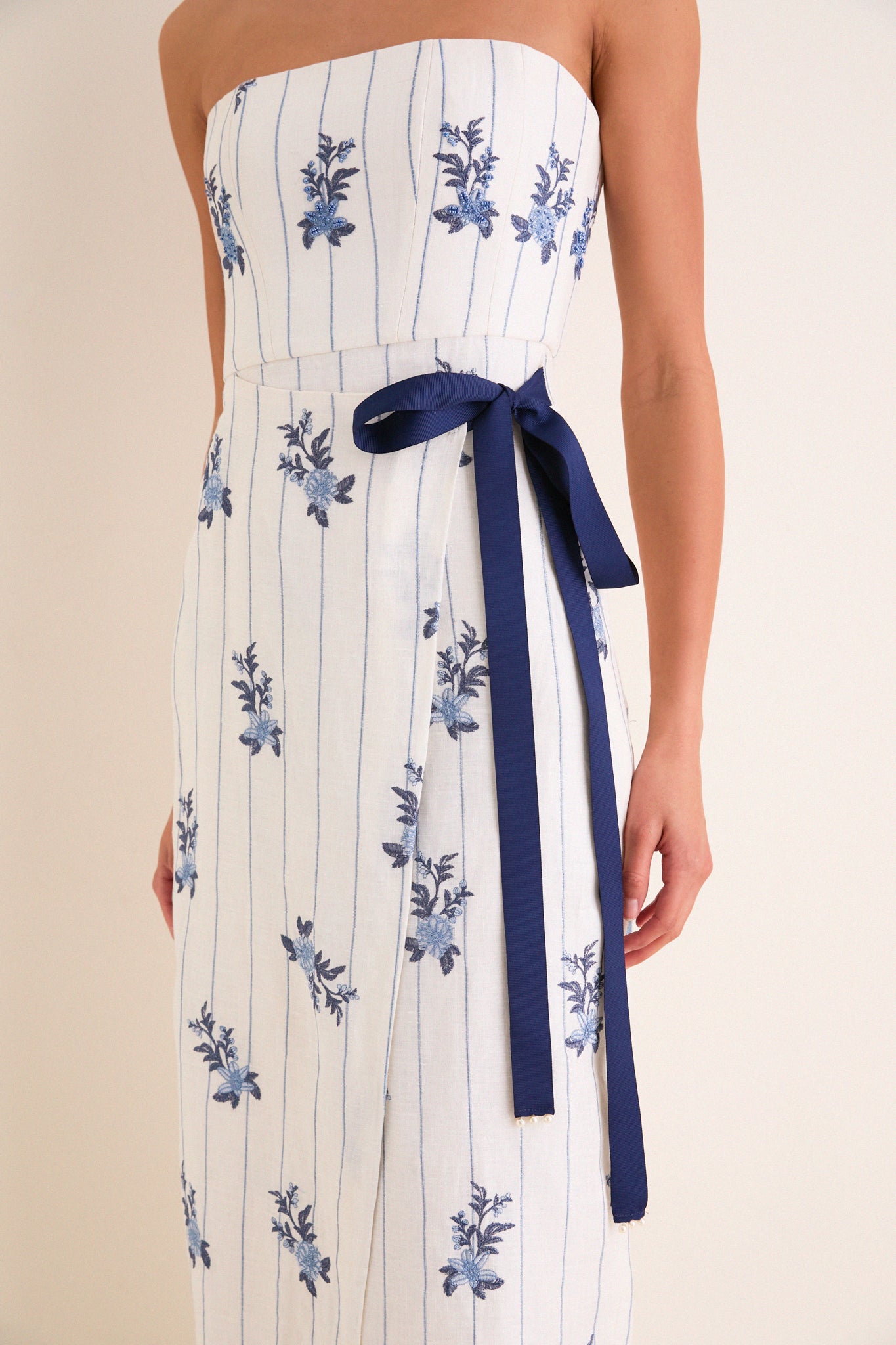 Valle Cinefila Strapless Maxi Dress