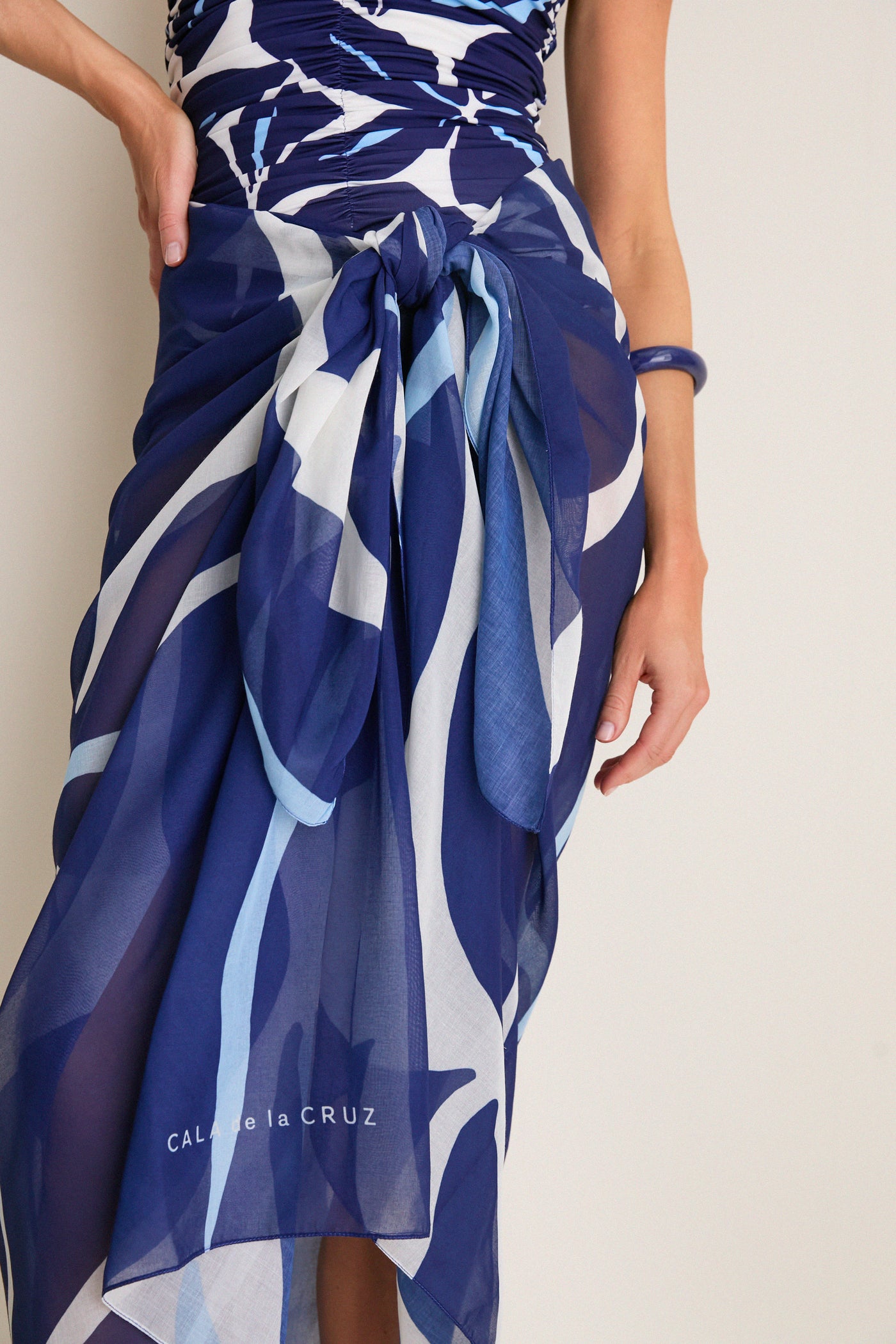 Bria Azul Luana Sarong | Cala de la Cruz