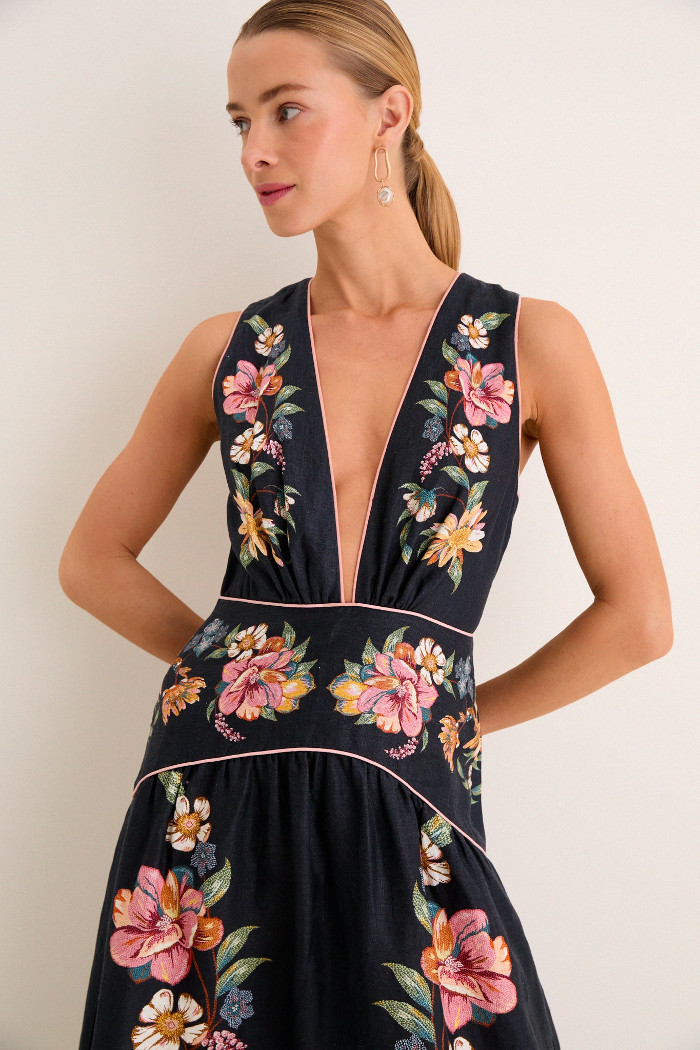 Maira Floral Dark Blue Midi Dress | Farm Rio Maira Floral Dark Blue Midi Dress | Farm Rio