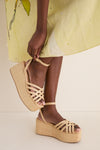 Natural Raffia Channing Platforms