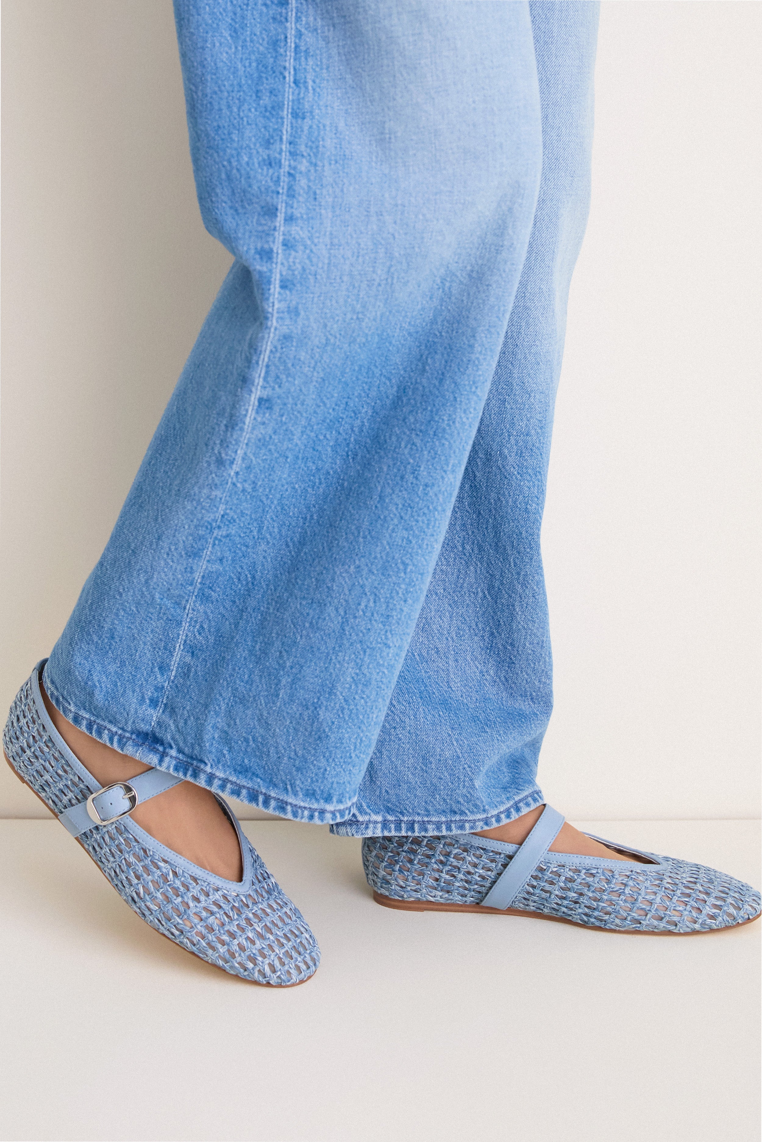 Leather Jutti マーメイドブルー Light Blue Godea Flats | Marc Fisher