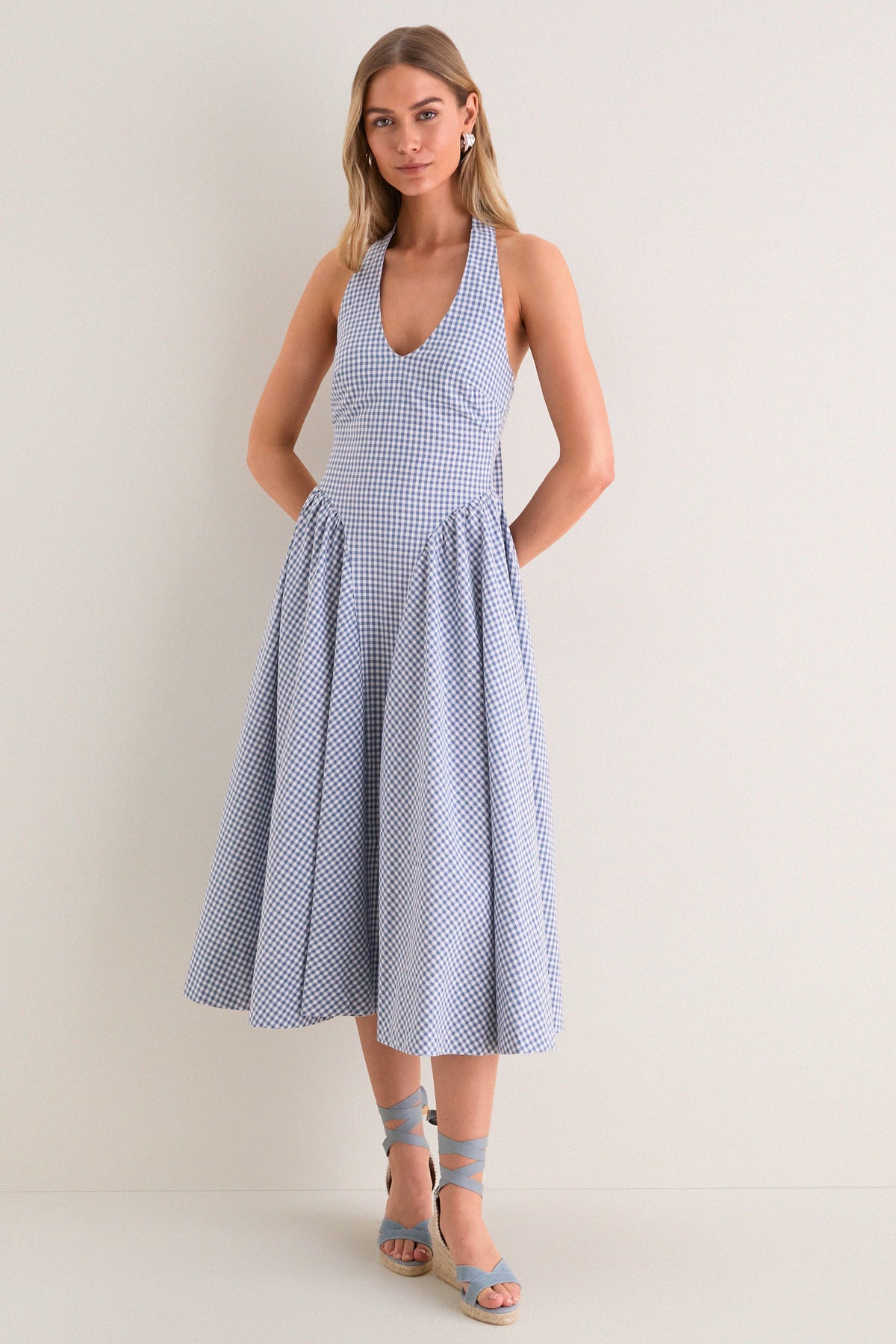 ASTR The Label Blue Gingham Meana Halter Midi Dress Blue Gingham / M