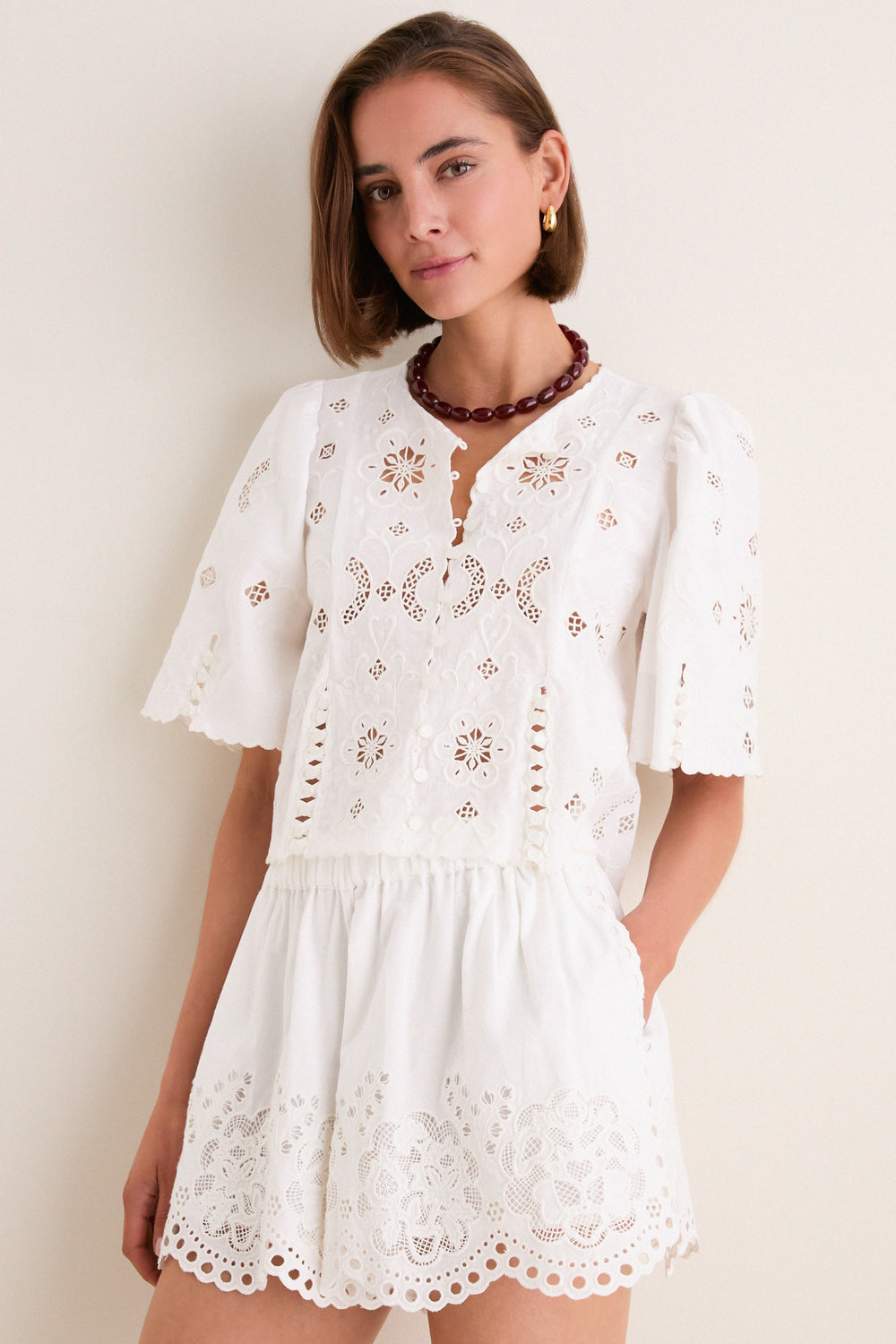 White Gardener Embroidery Short Sleeve Top