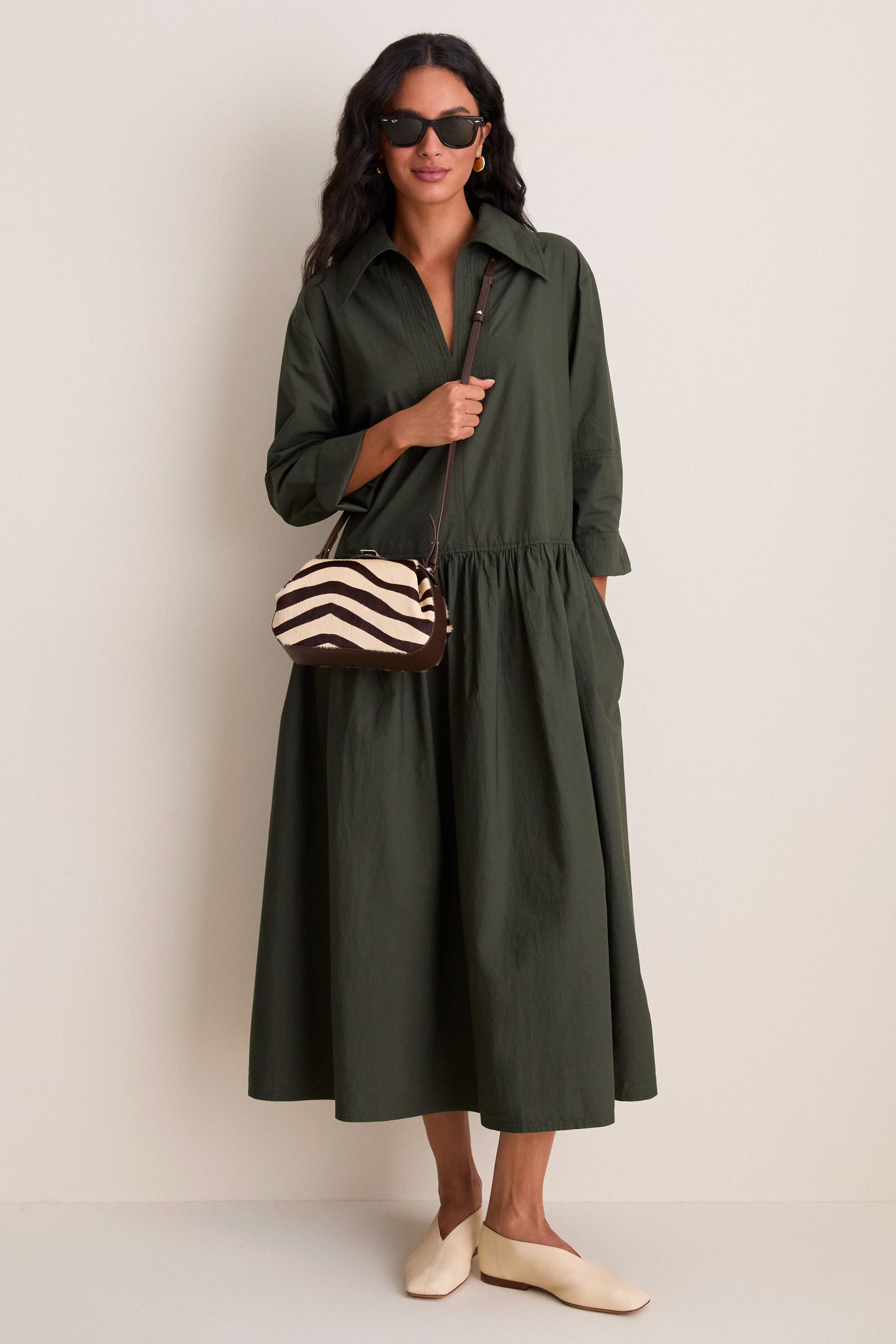 キャビスパ メルナージュ Jasmine Square Soft V Flats | Mansur Gavriel