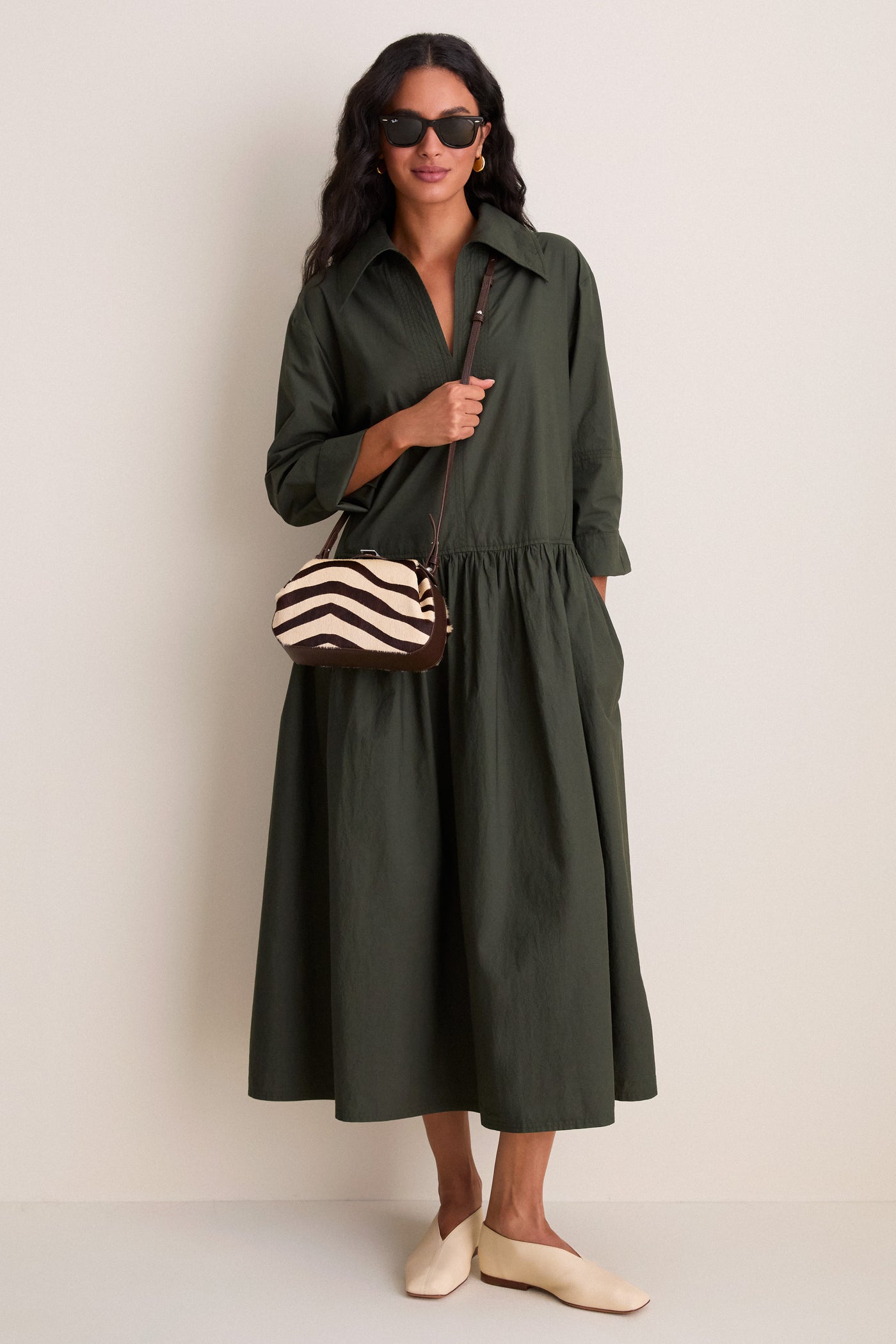 Jasmine Square Soft V Flats