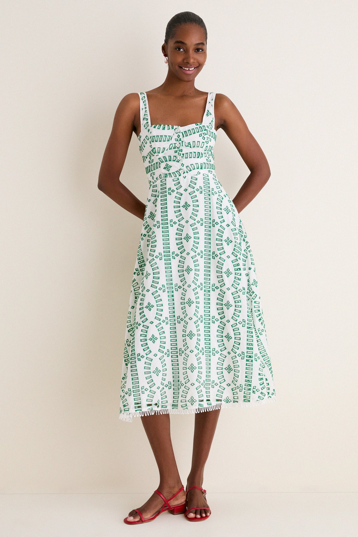Green Multi Embroidered Detail Midi Dress | Moon River Green Multi Embroidered Detail Midi Dress | Moon River