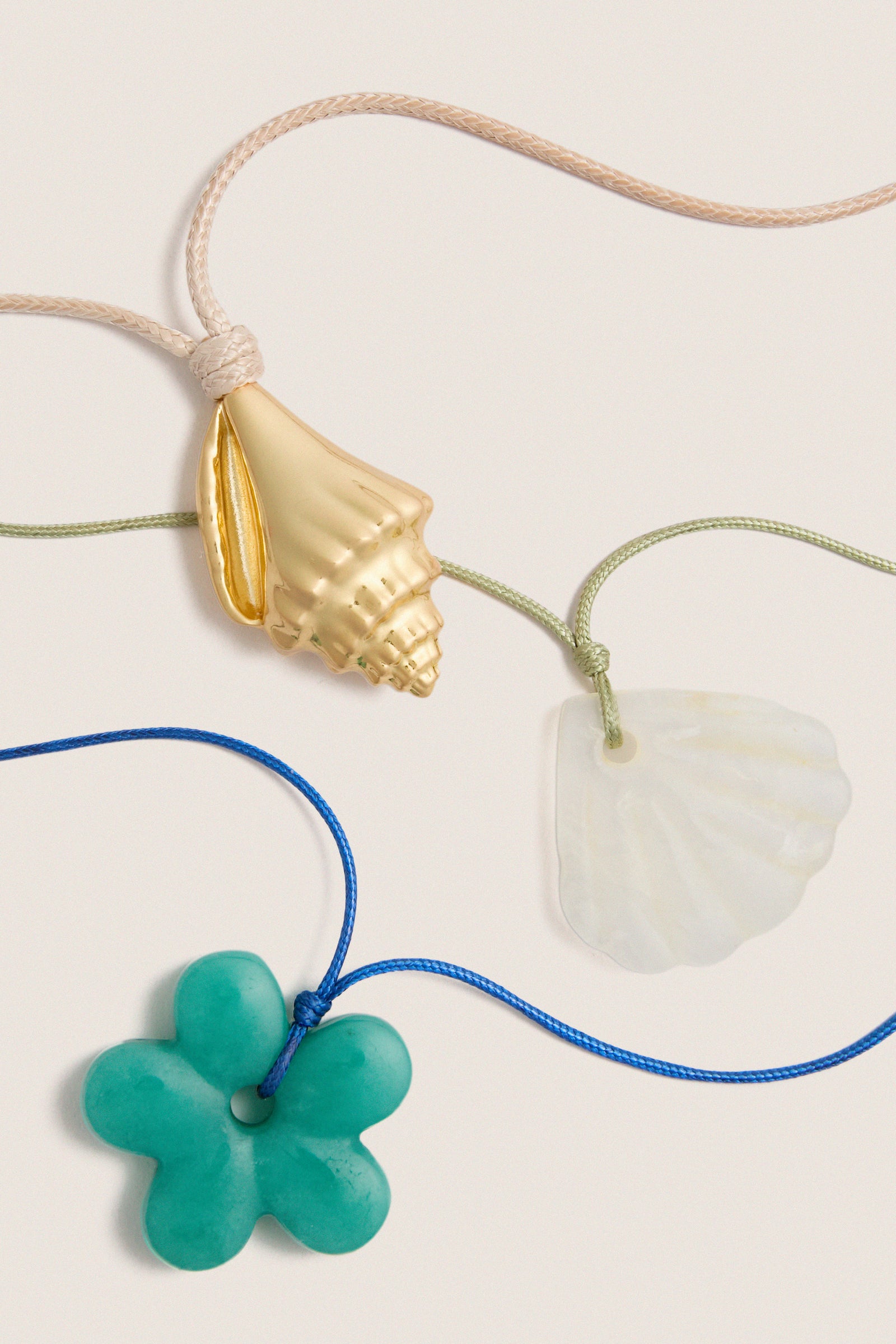 Yellow Semi Precious Crystal Shell Amelie Necklace