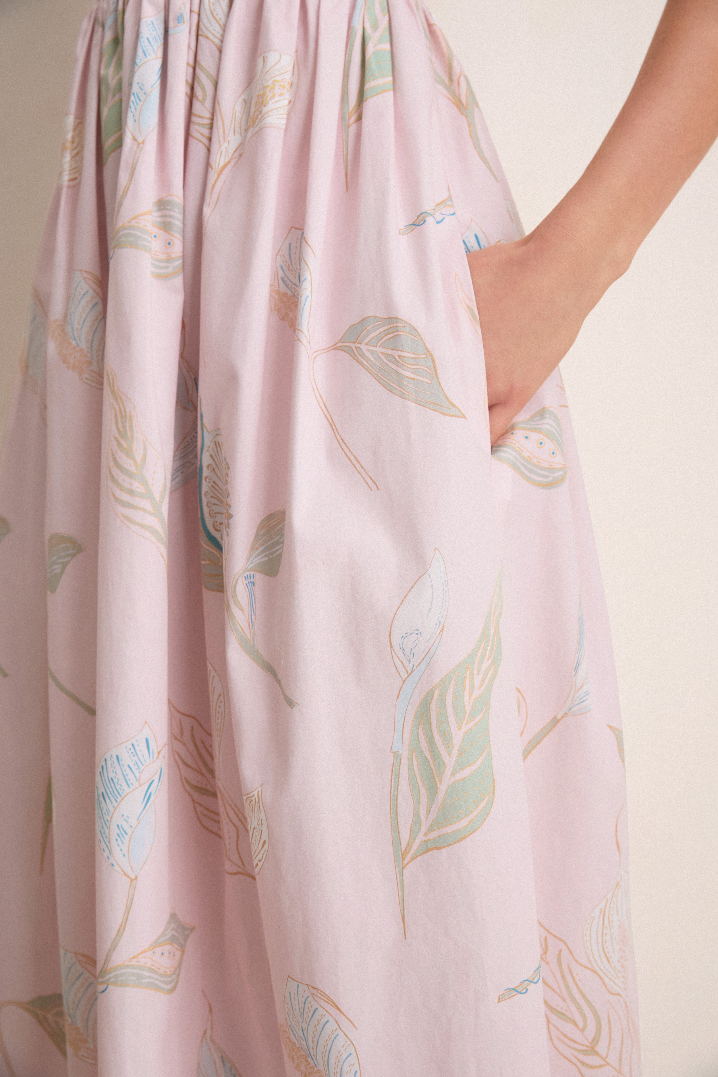 Rose Peace Lily Scoop Neck Dress