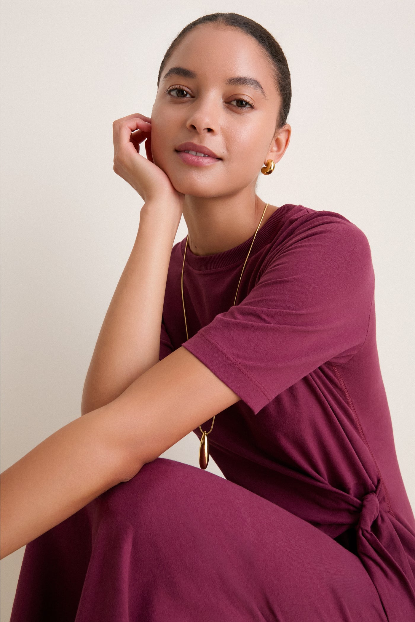 Wine Outono Crew Neck Side Tie Maxi Dress