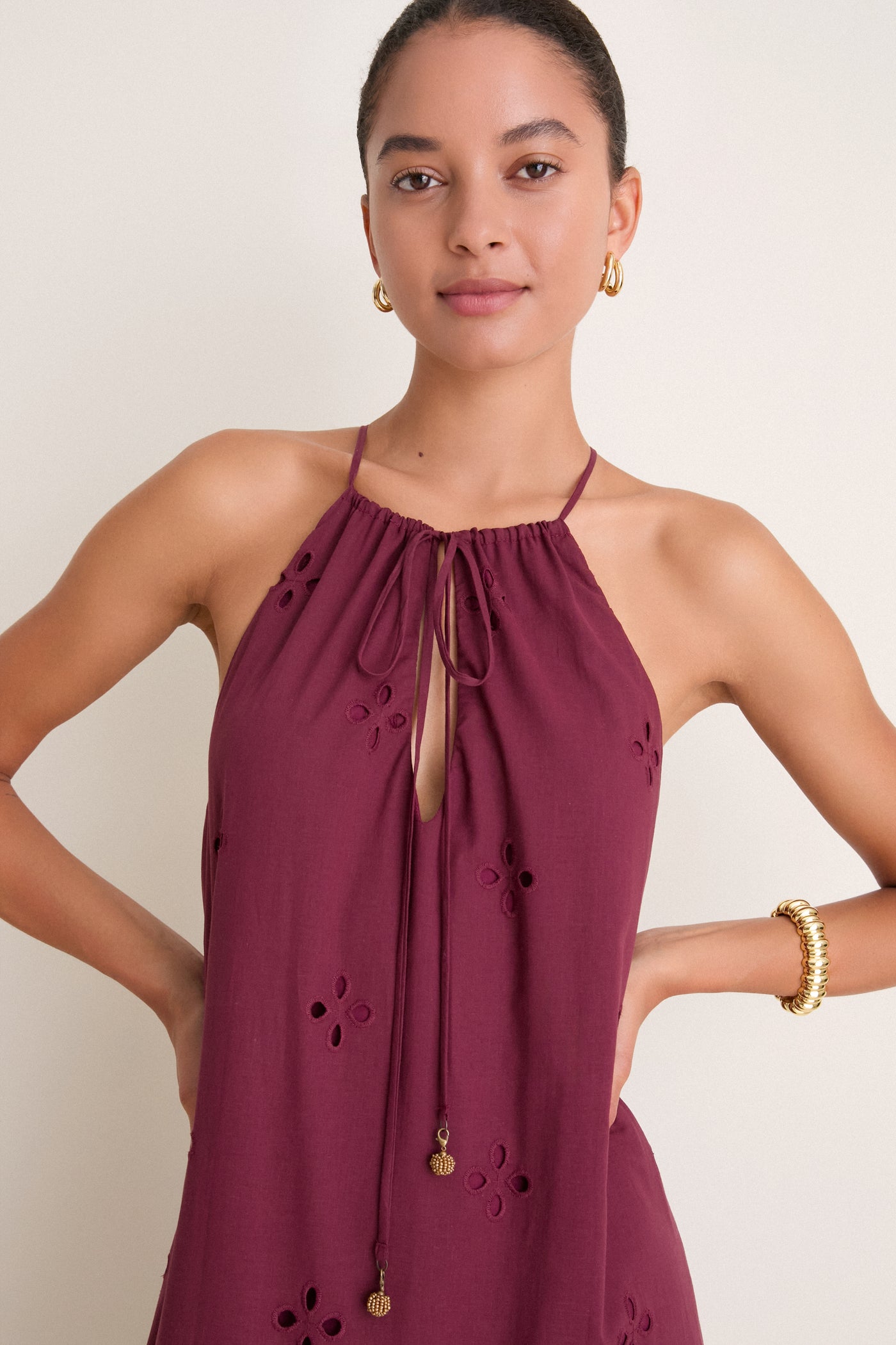 Wine Outono Cut-Out Tiered Maxi Dress