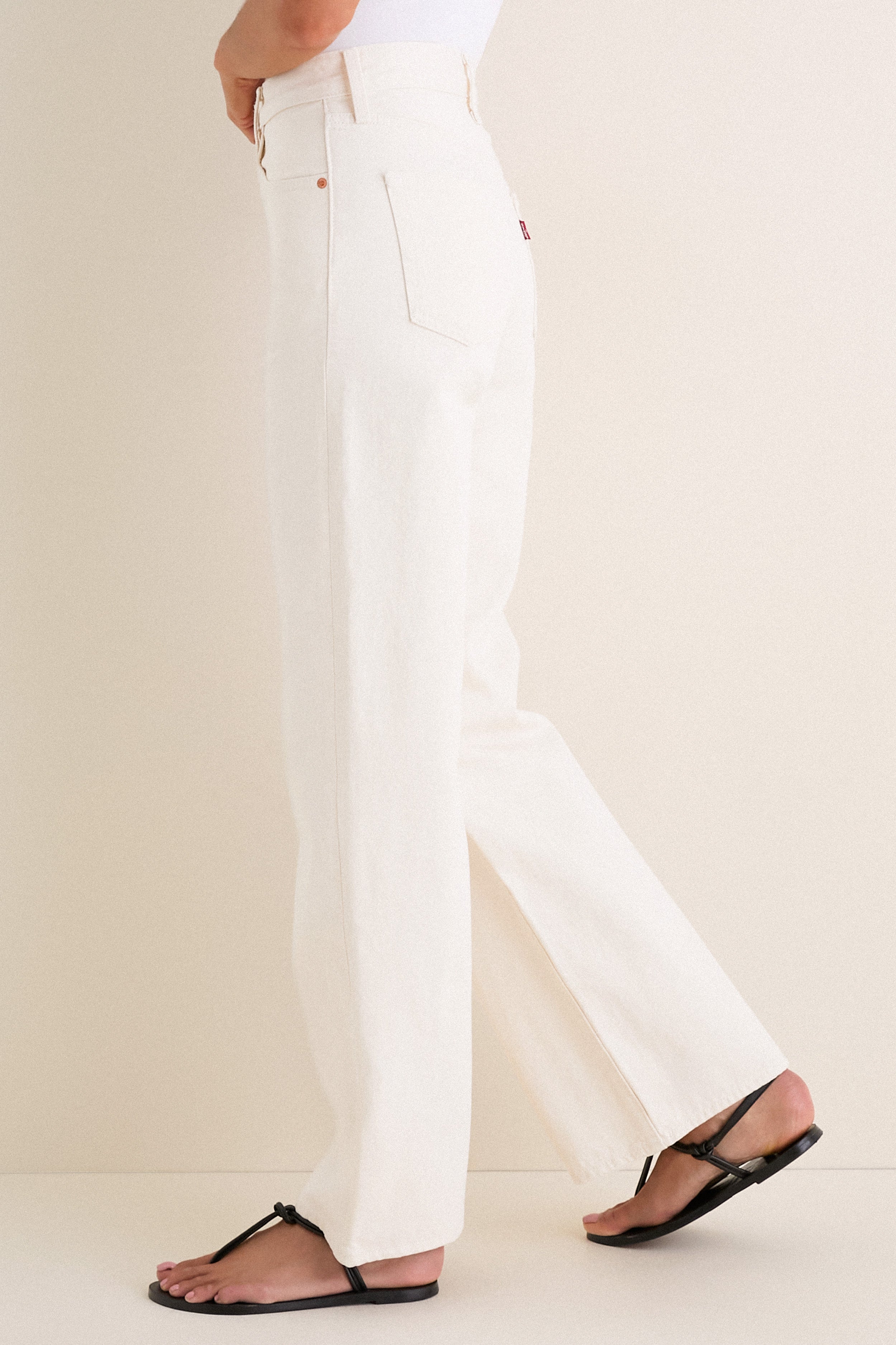 Barely Freezing Ribcage Wide Leg H223 Jean