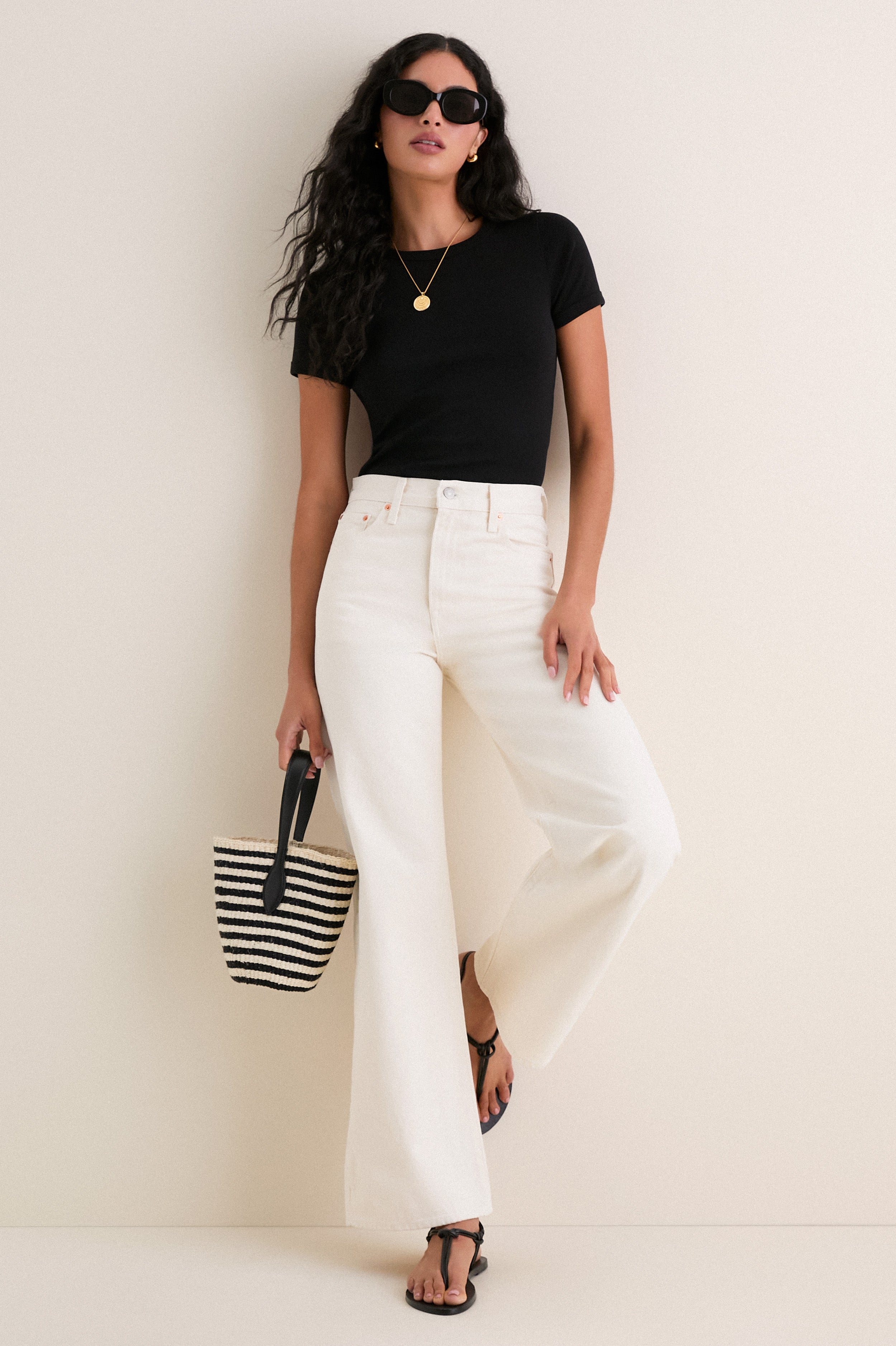 Barely Freezing Ribcage Wide Leg H223 Jean