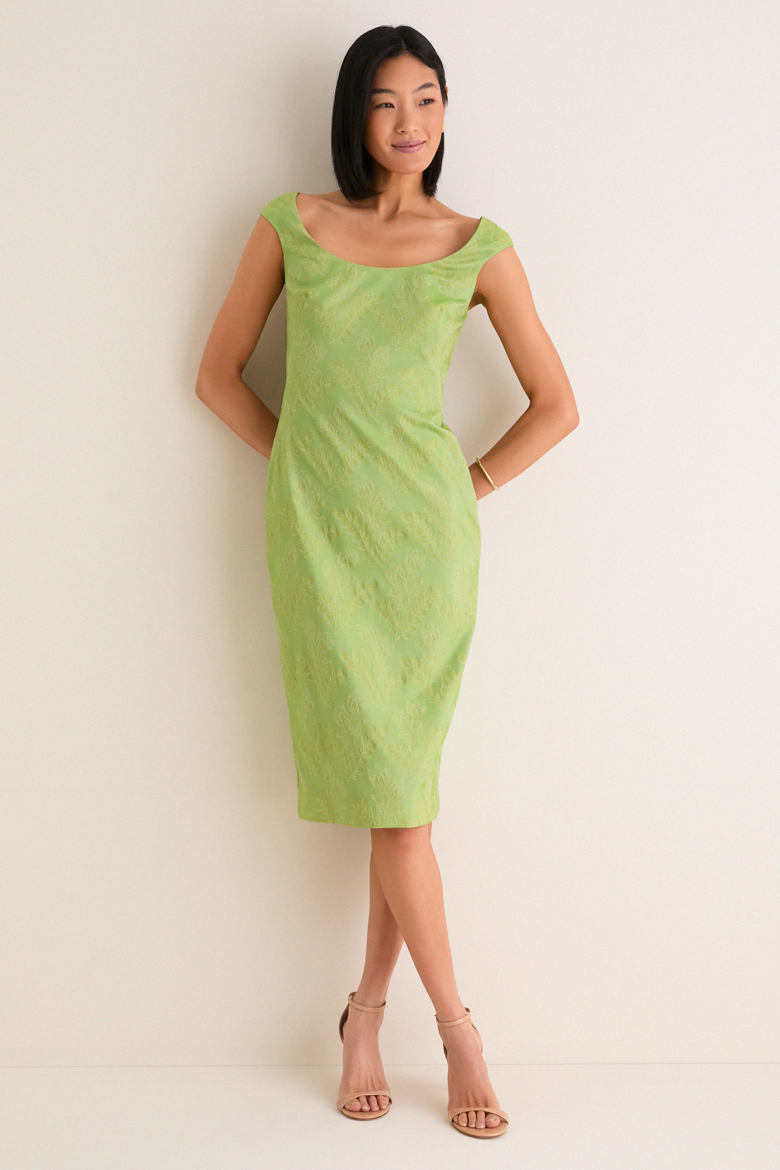 Tuileries Vine Stretch Jacquard Romy Midi Dress Tuckernuck Tuileries Vine / 2 Tuileries Vine Stretch Jacquard Romy Midi Dress Tuckernuck Tuileries Vine / 2