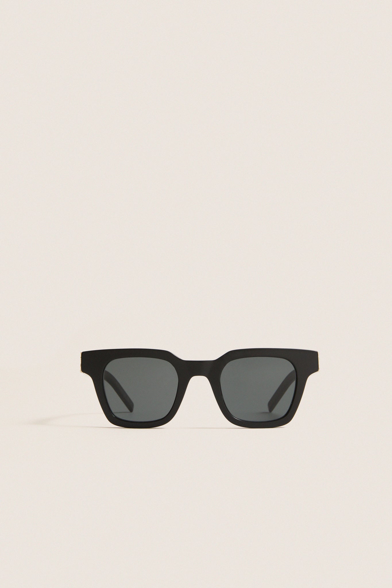 Shiny Solid Black Monogram Hinge M Sunglasses