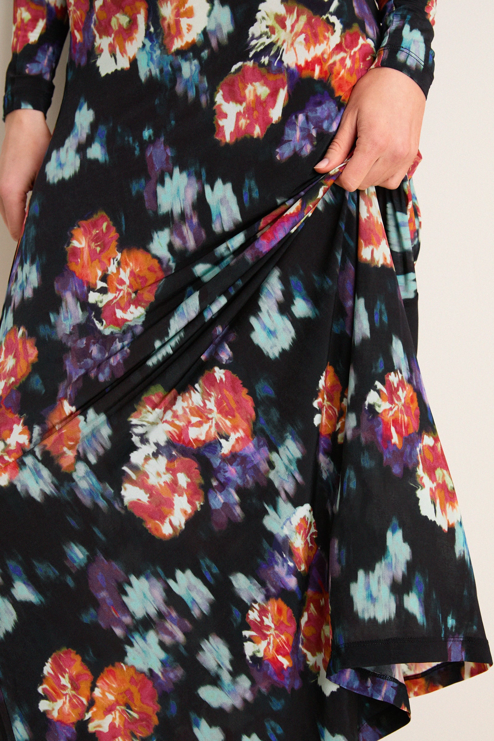 Nocturne Amari Long Sleeve Jersey Dress