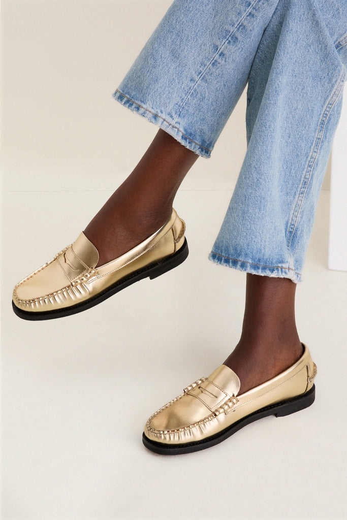 Gold Dan Met Loafers