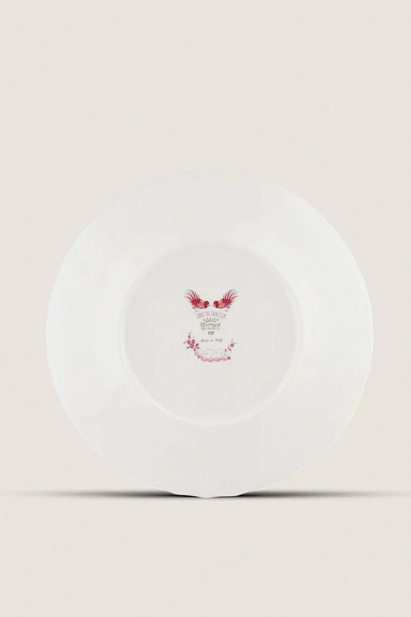 Classic Oro Di Doccia Magenta Salad Plate with Ji Ondori roosters and floral motifs, offering effortless elegance and fun to your tablescape. High-end, handcrafted Italian porcelain.