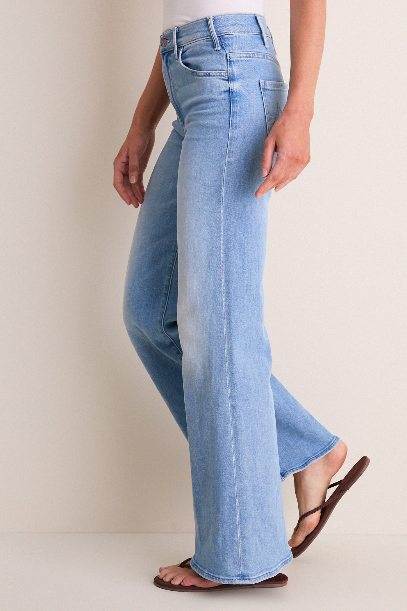 Room Service The Hustler Roller Sneak