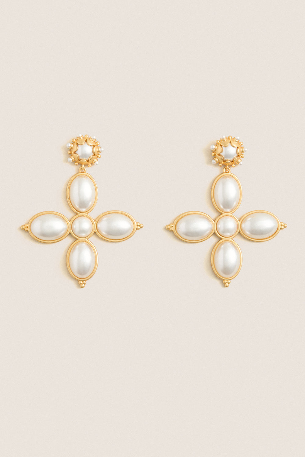 Pearl Grande Constance Earrings