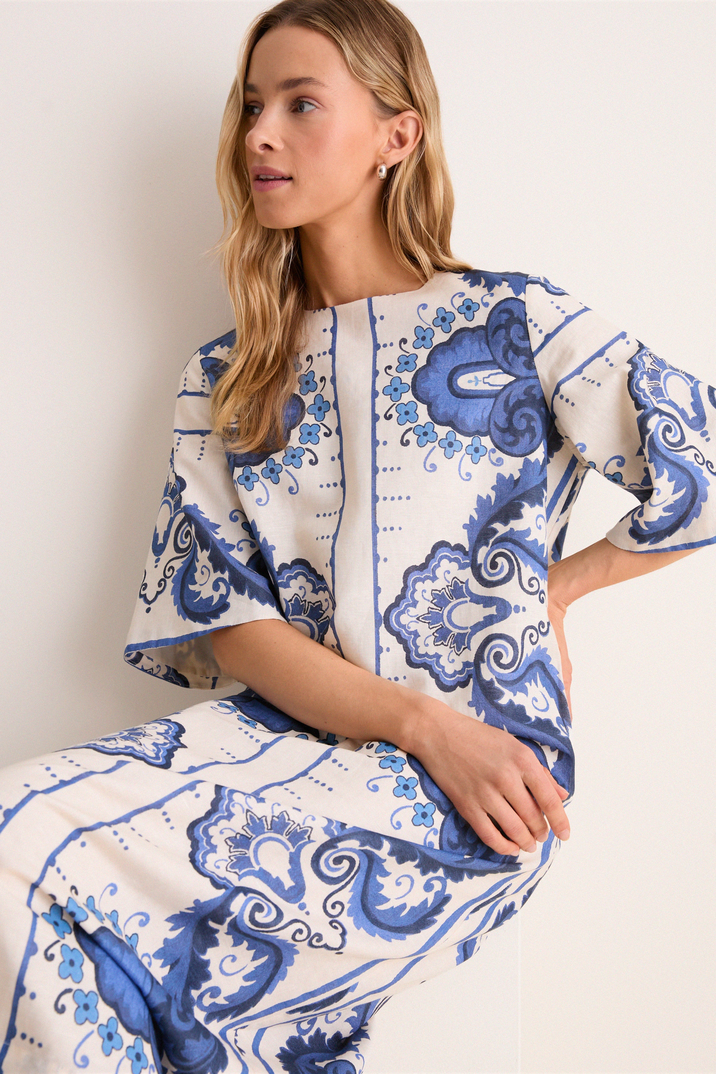 Ultramarine Medallion James Dress | Tuckernuck