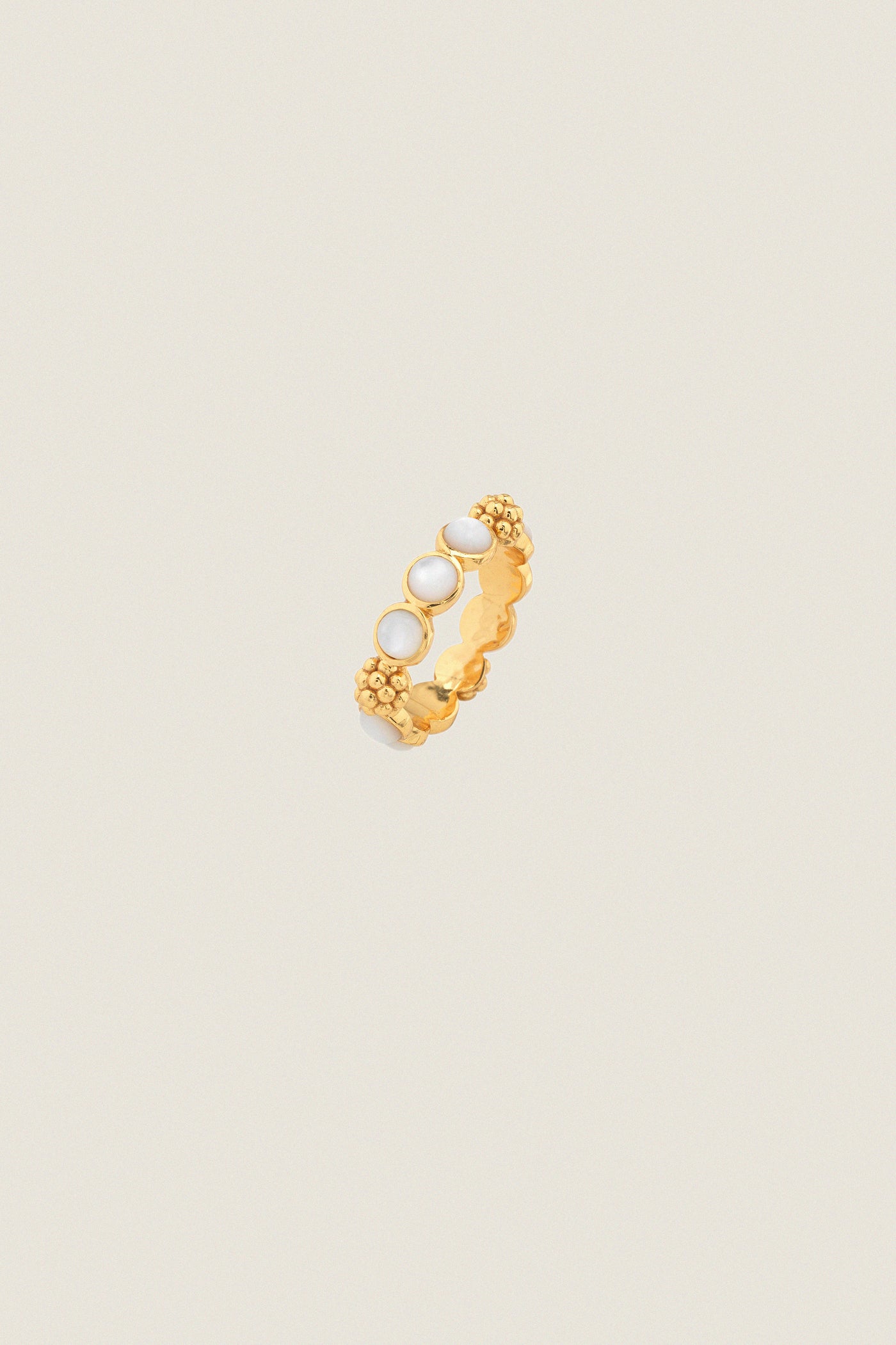 Mother of Pearl Berry Gem Ring
