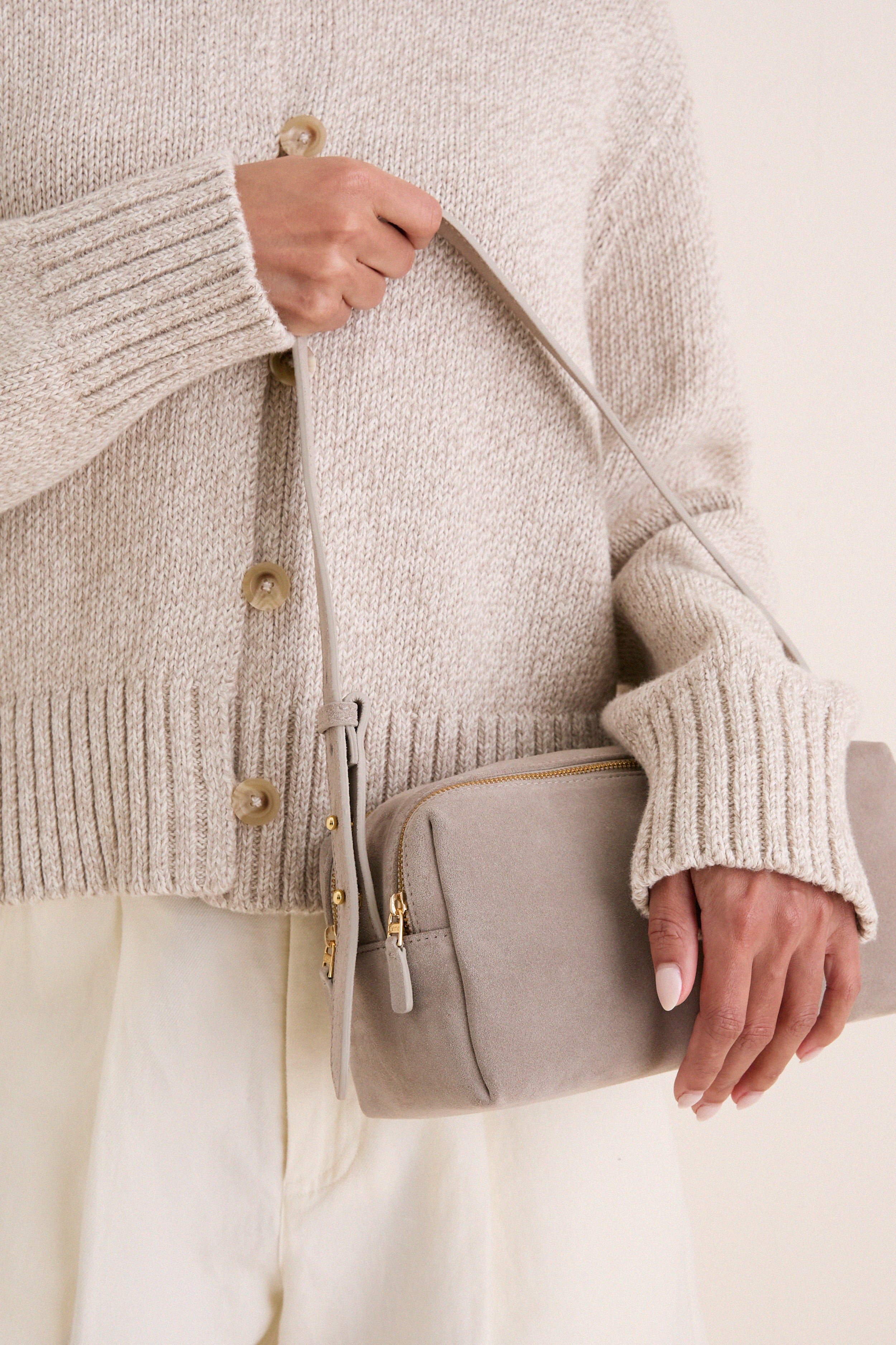 Earth Suede Trousse Bag