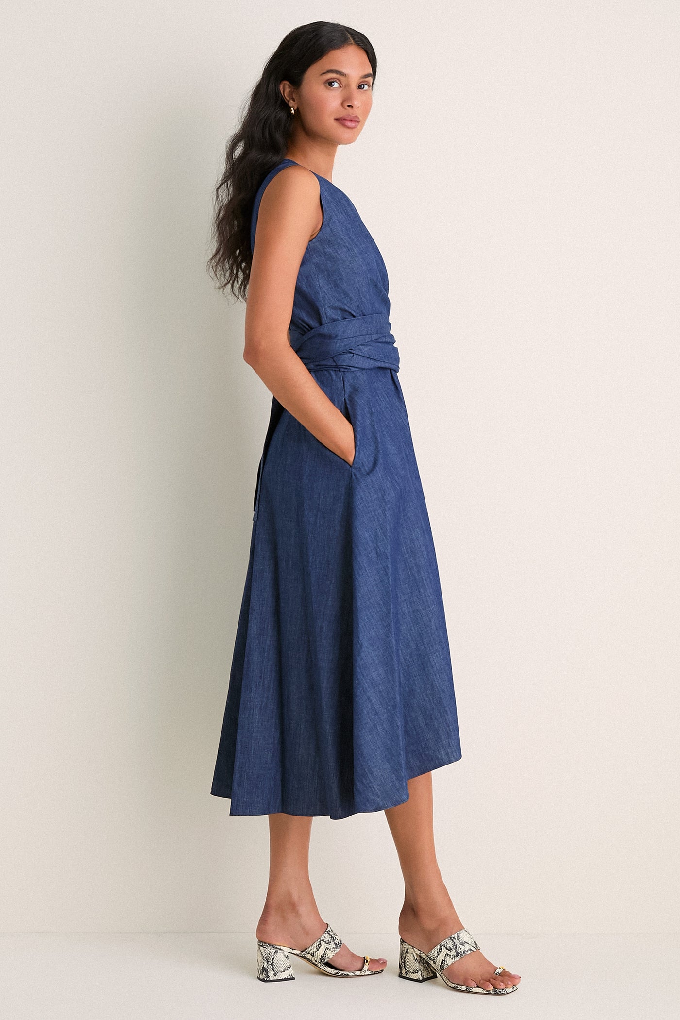 Titan Penny Midi Dress