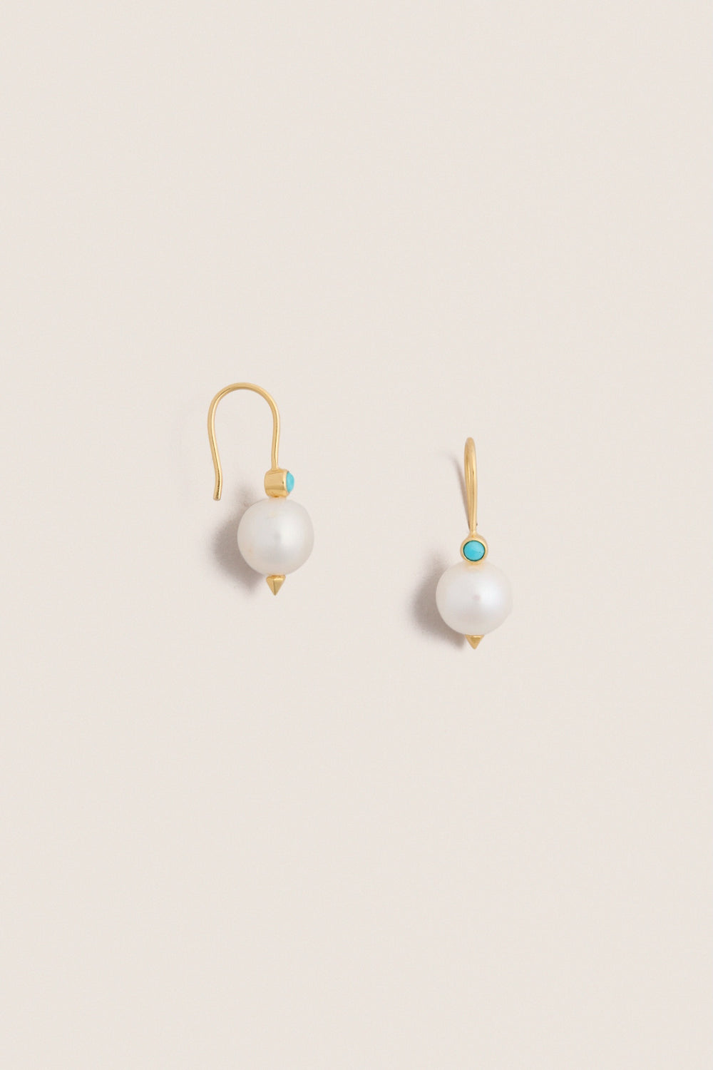 Pearl Earrings with Turquoise Stone