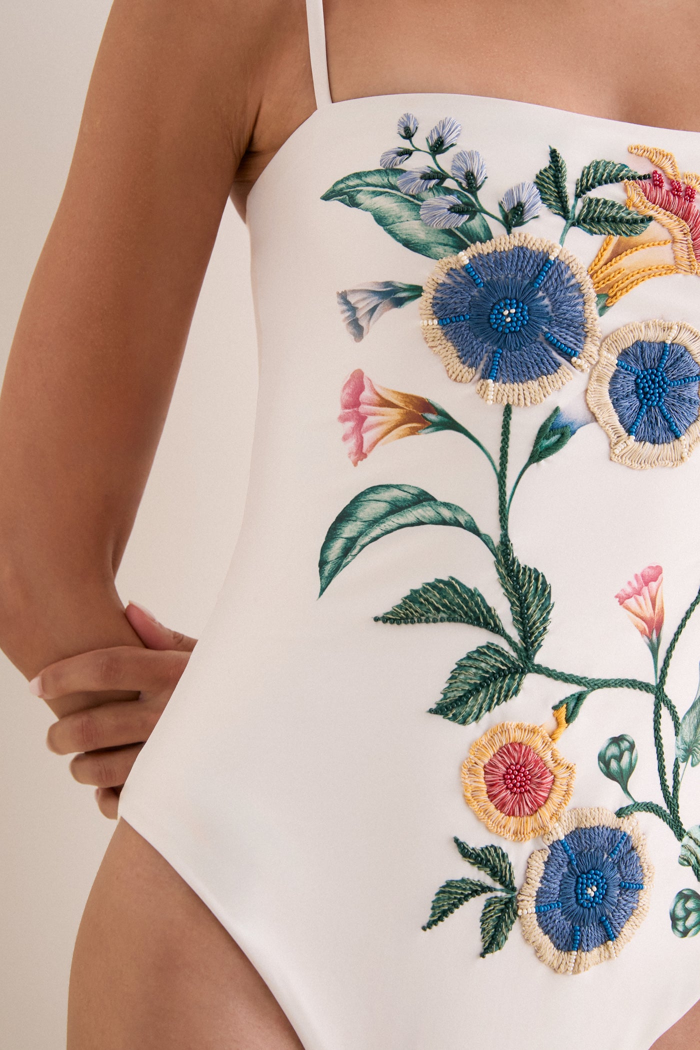 Brisa Embroidered Durazno One Piece