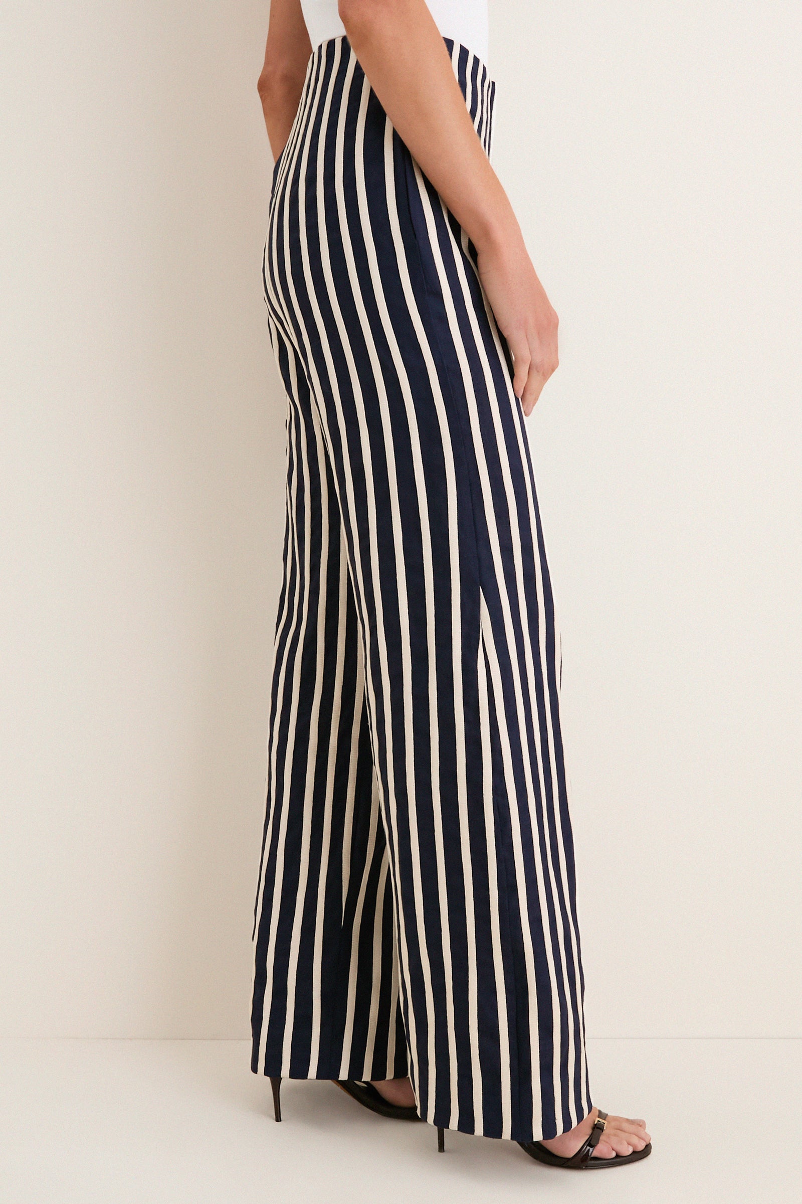 Navy A ti Vamos Embroidered Pants
