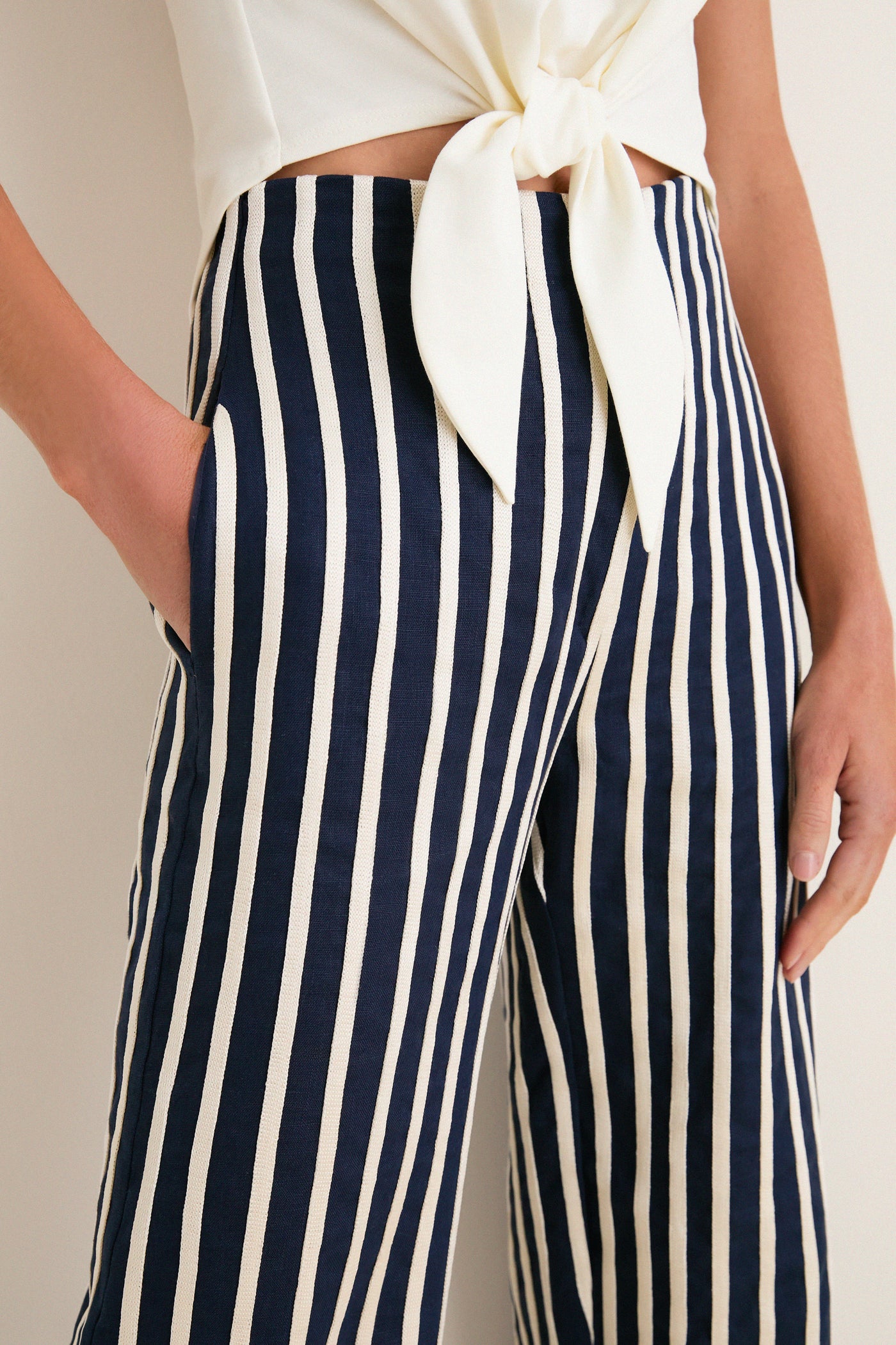 Navy A ti Vamos Embroidered Pants