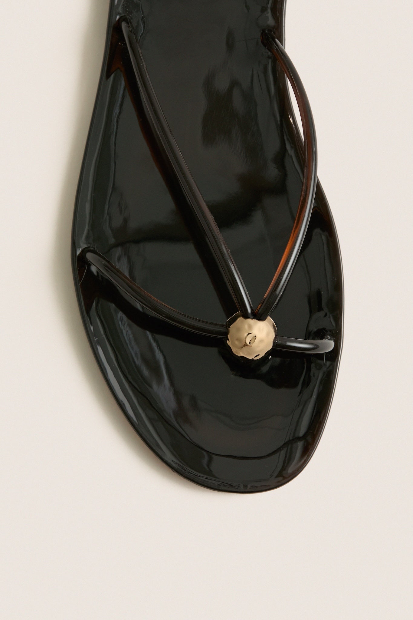 Chocolate Kenley Vinyl Sandals | Dolce Vita
