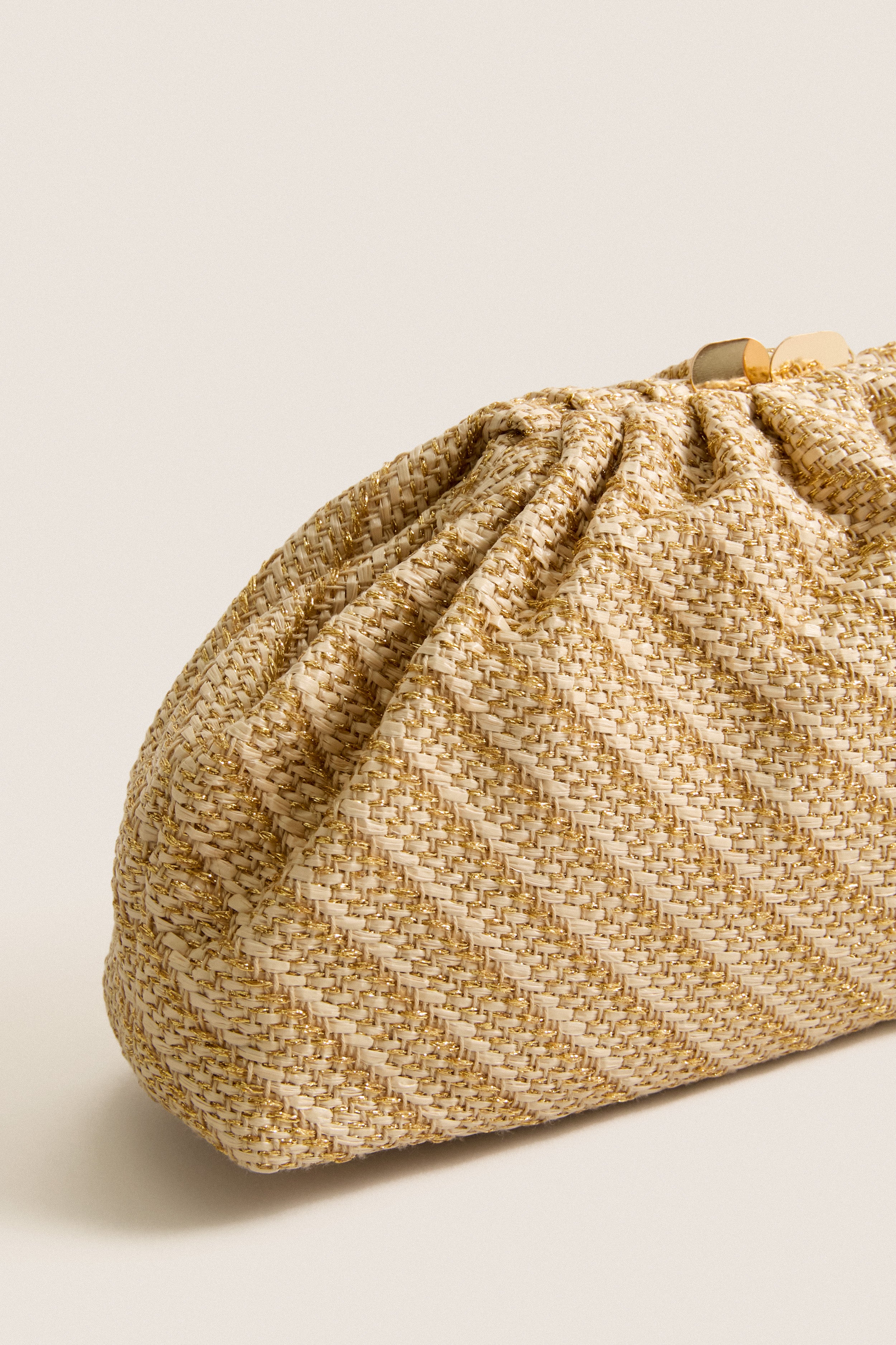 Natural Gold Brisa Clutch