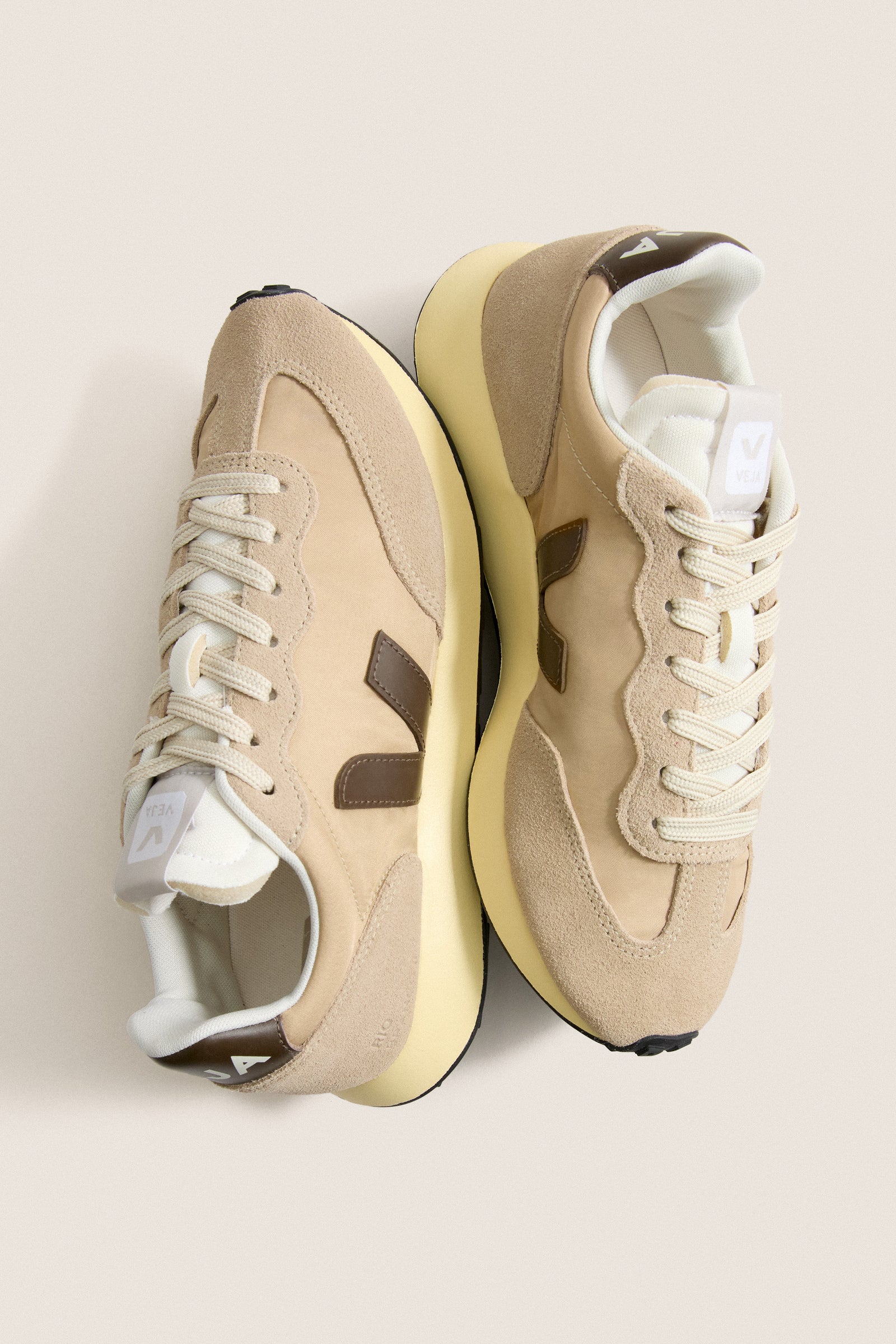 Almond Sahara Eagle Rio Branco II Lite Sneakers