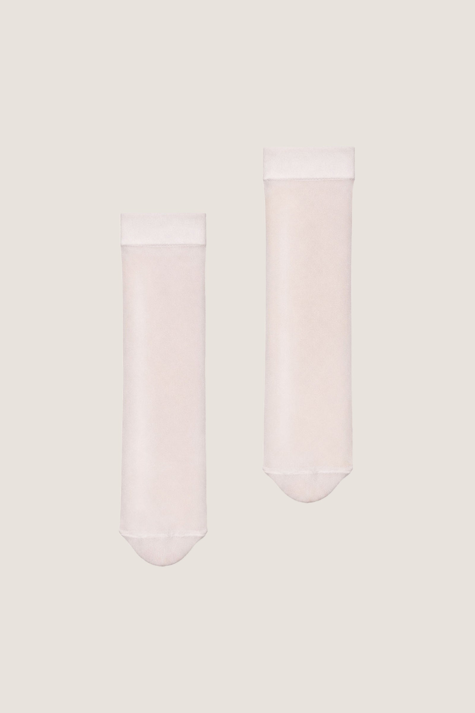 White Individual 10 Socks