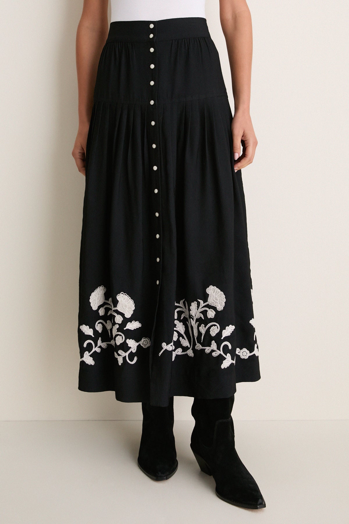Cream with Black Western Embroidered Highland Skirt
