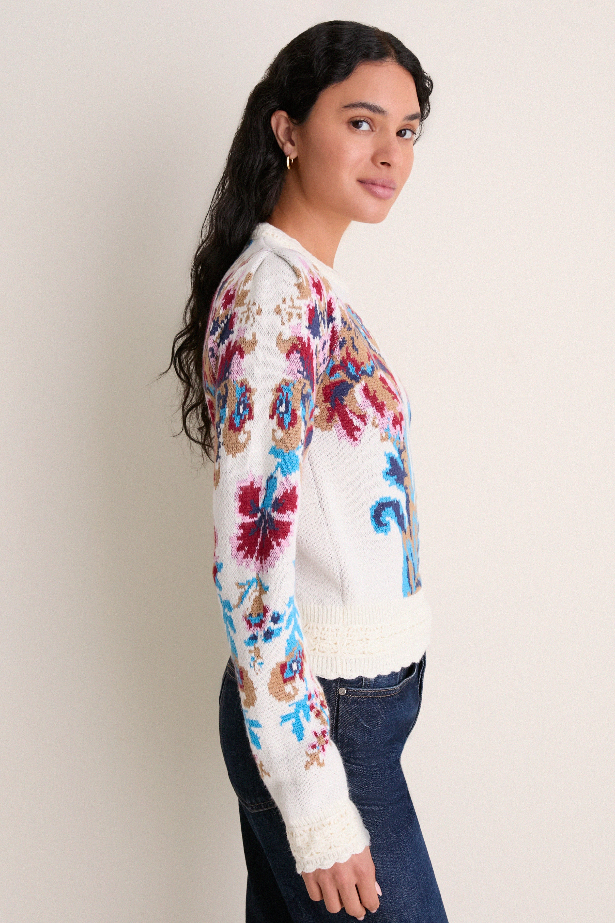 Arabesque Off-White Knit Sweater