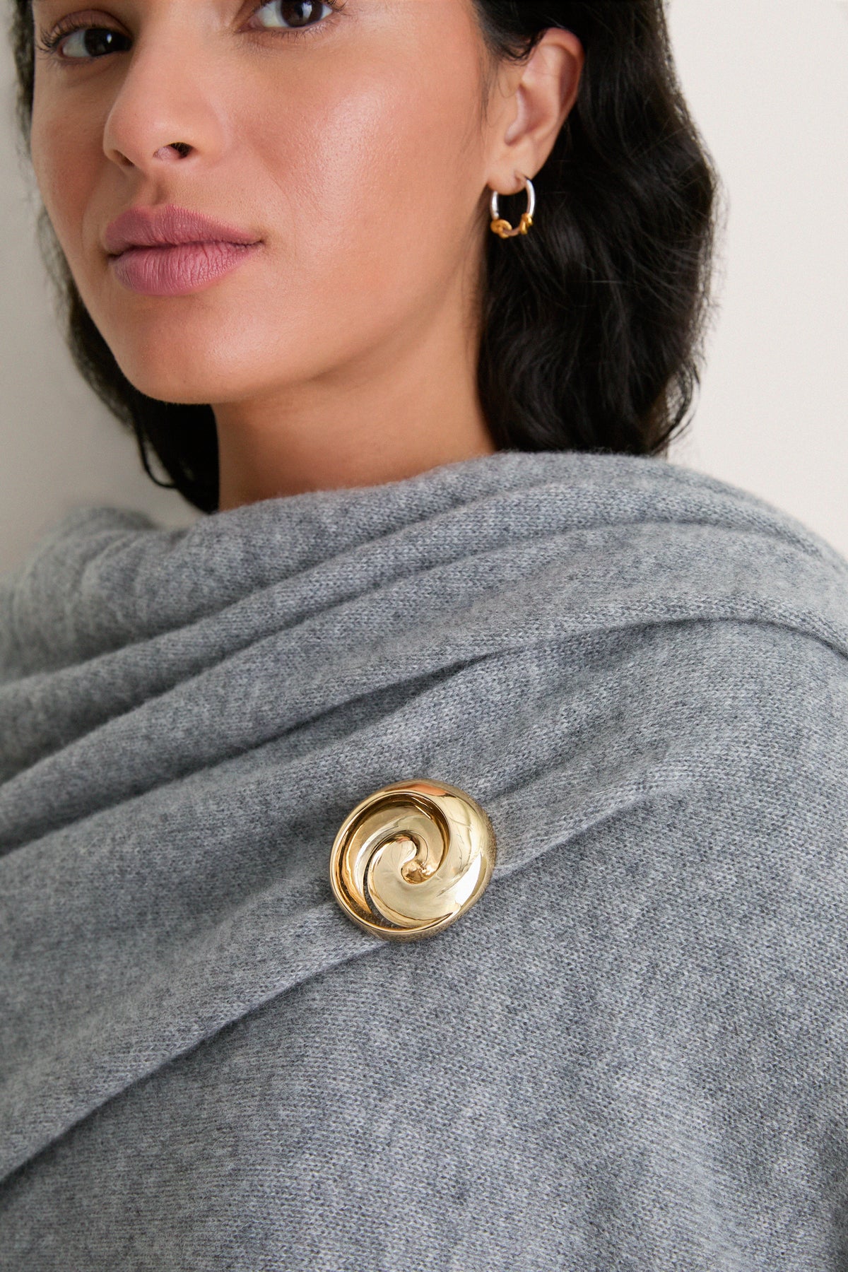 High Polish Gold Renzo Brooch