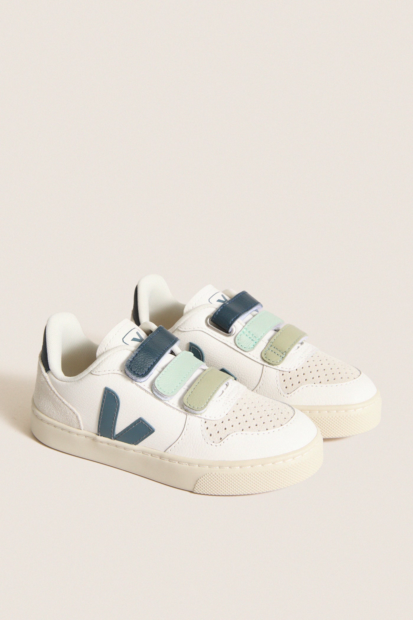 White California Small V-10 Sneakers