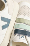 White California Small V-10 Sneakers