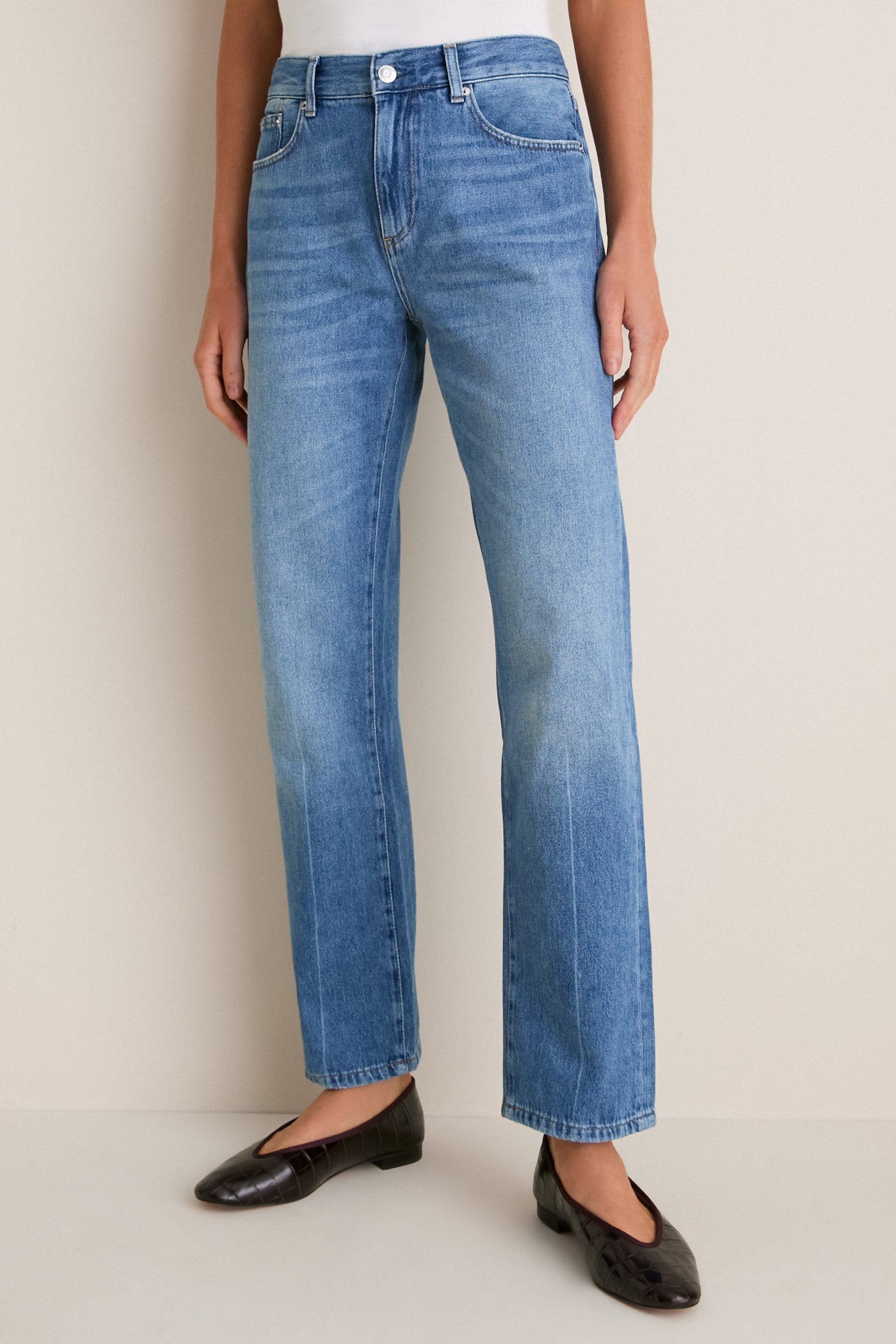 North Star Mid 90's Straight Jean