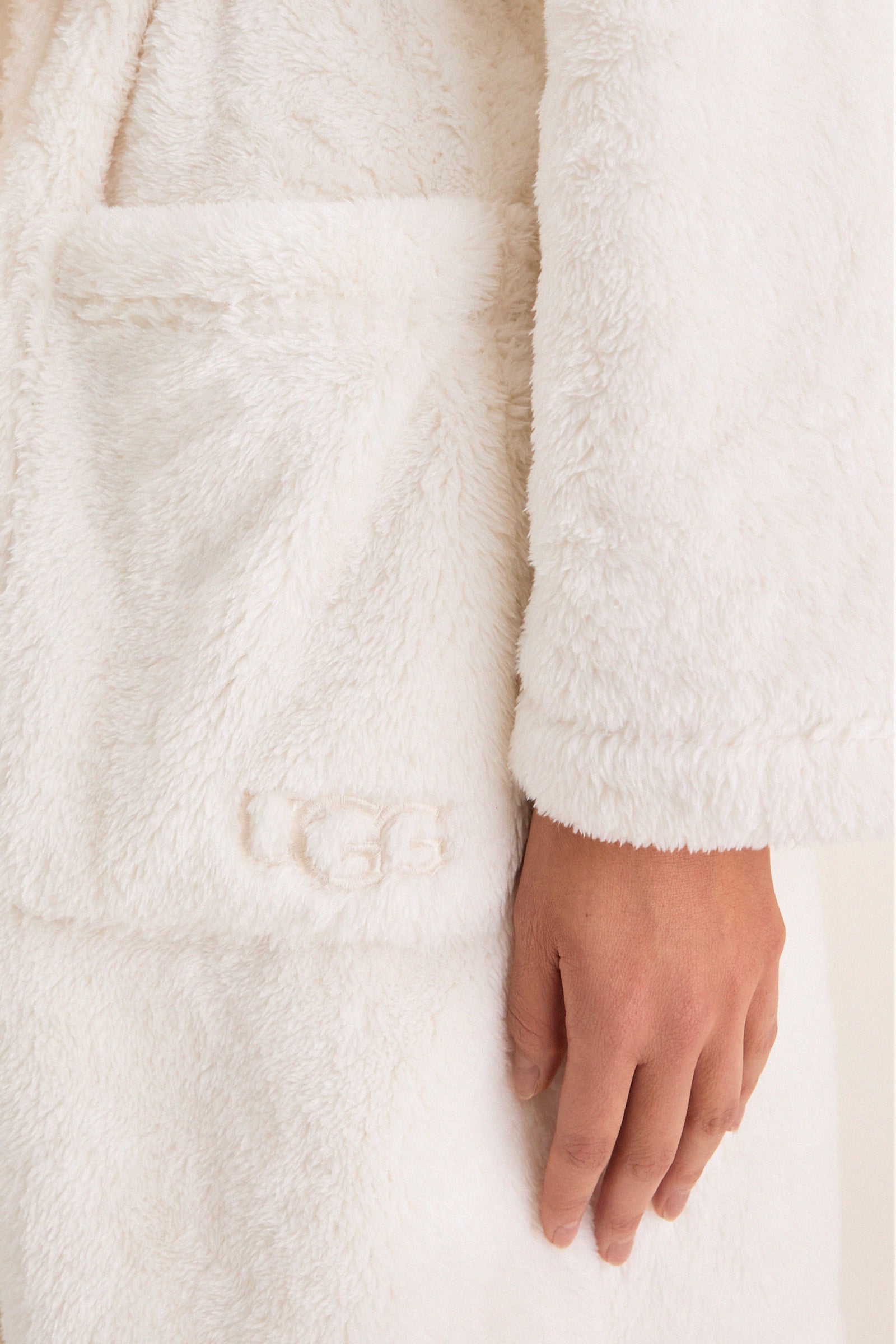 Cream Aarti Plush Fleece Robe