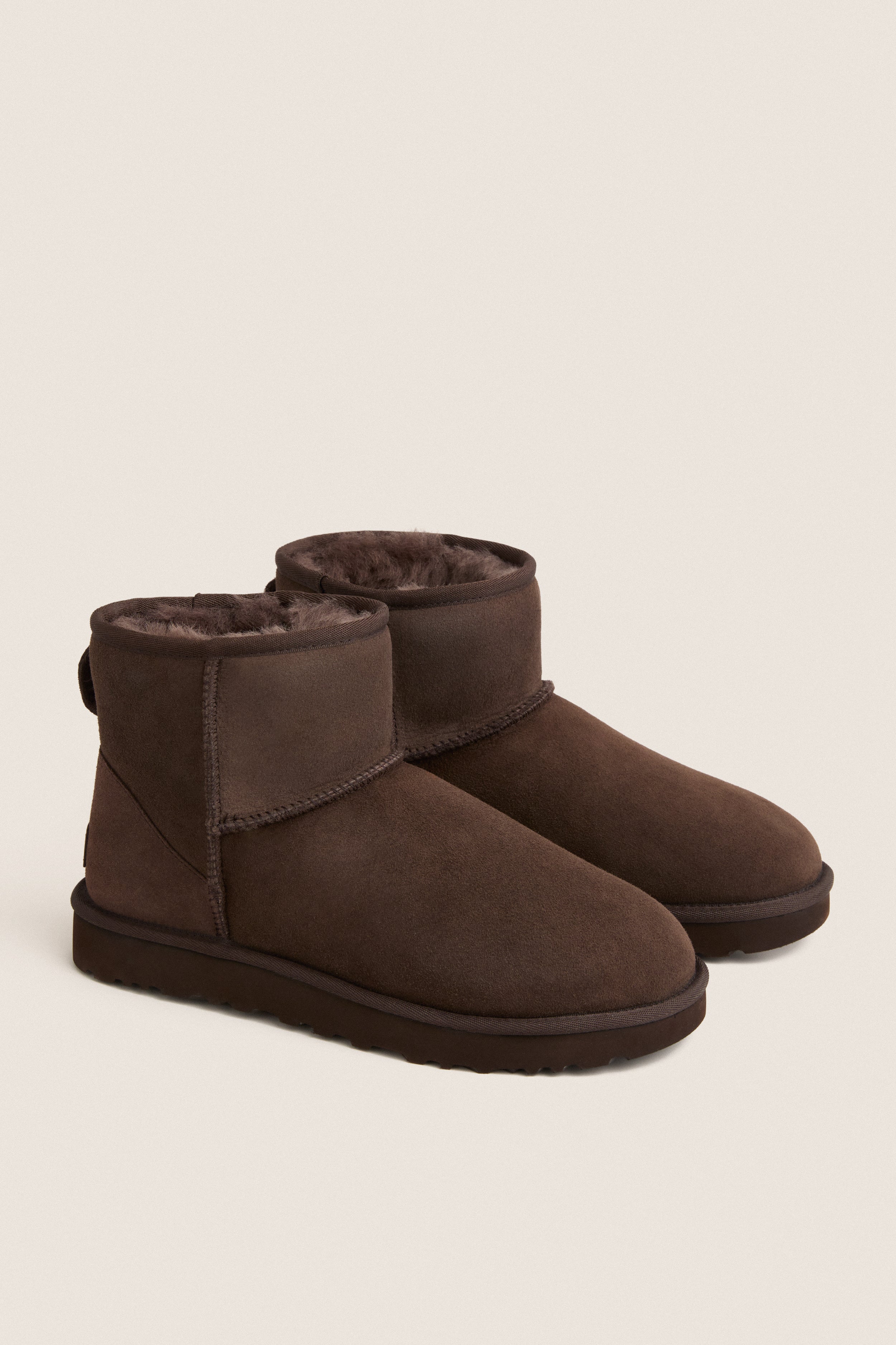 Dusted Cocoa Classic Mini II Boots