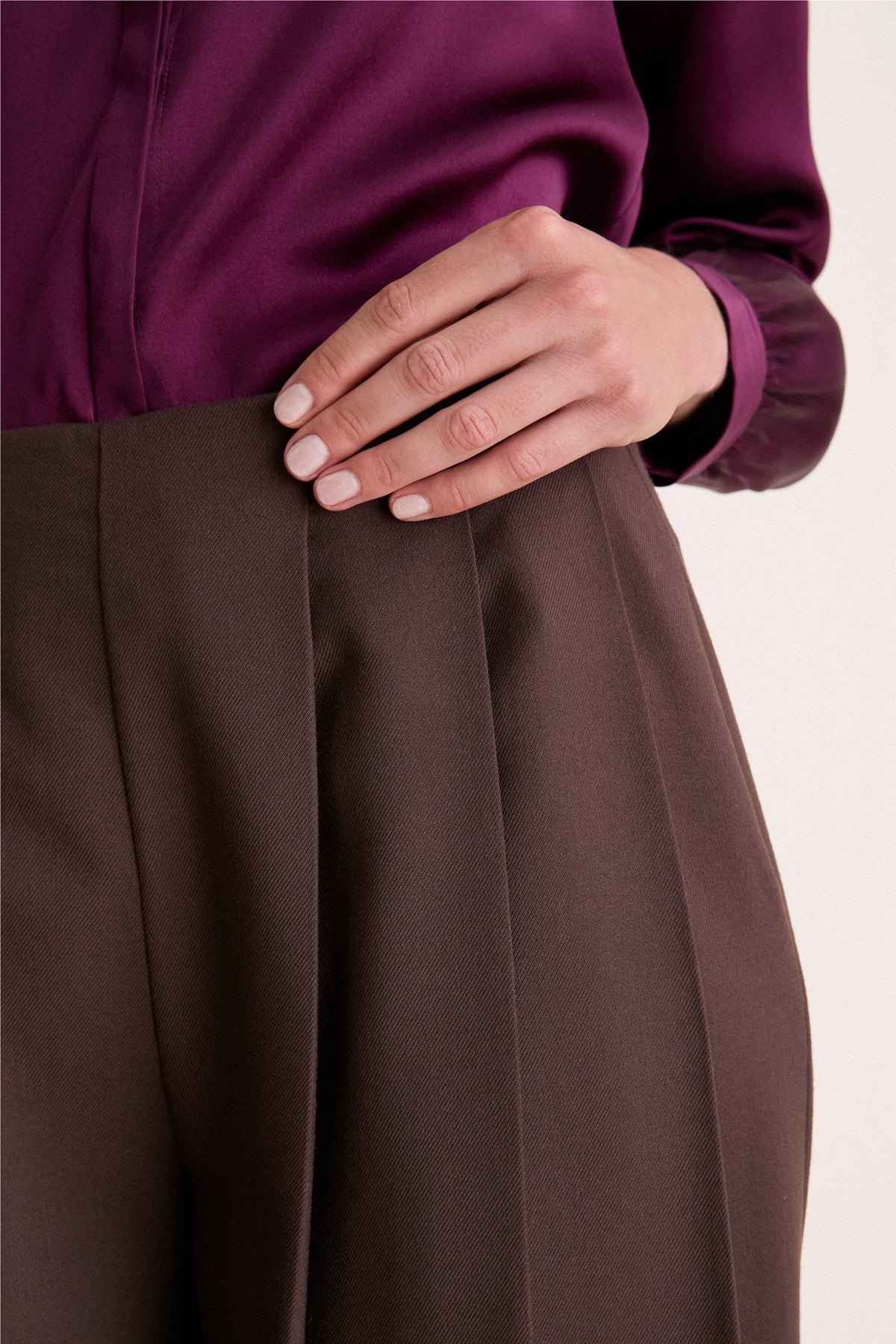 Dark Java Nova Pleated Pants
