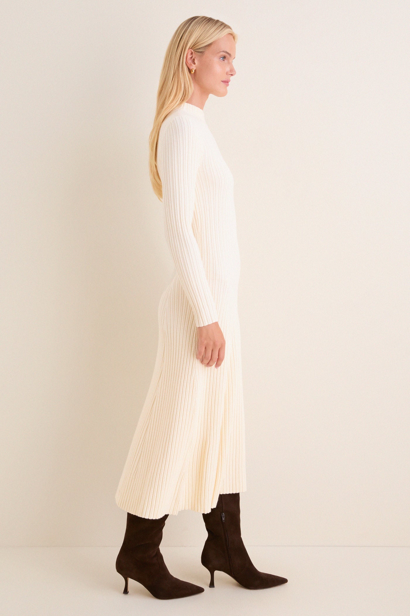 Hyacinth House Cream Ribbed Knit Corey Midi Dress Cream / S
