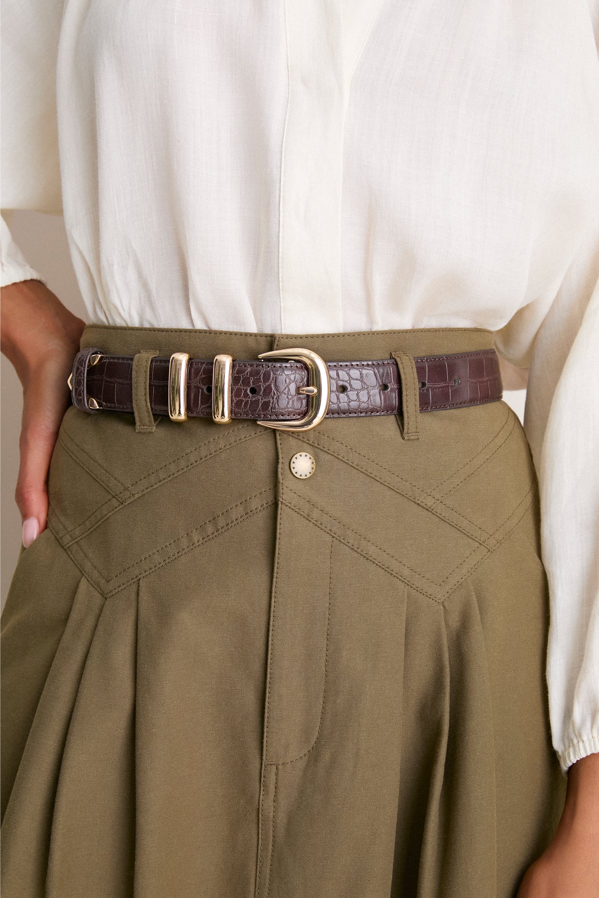 Chocolate Croc-Embossed Western Belt