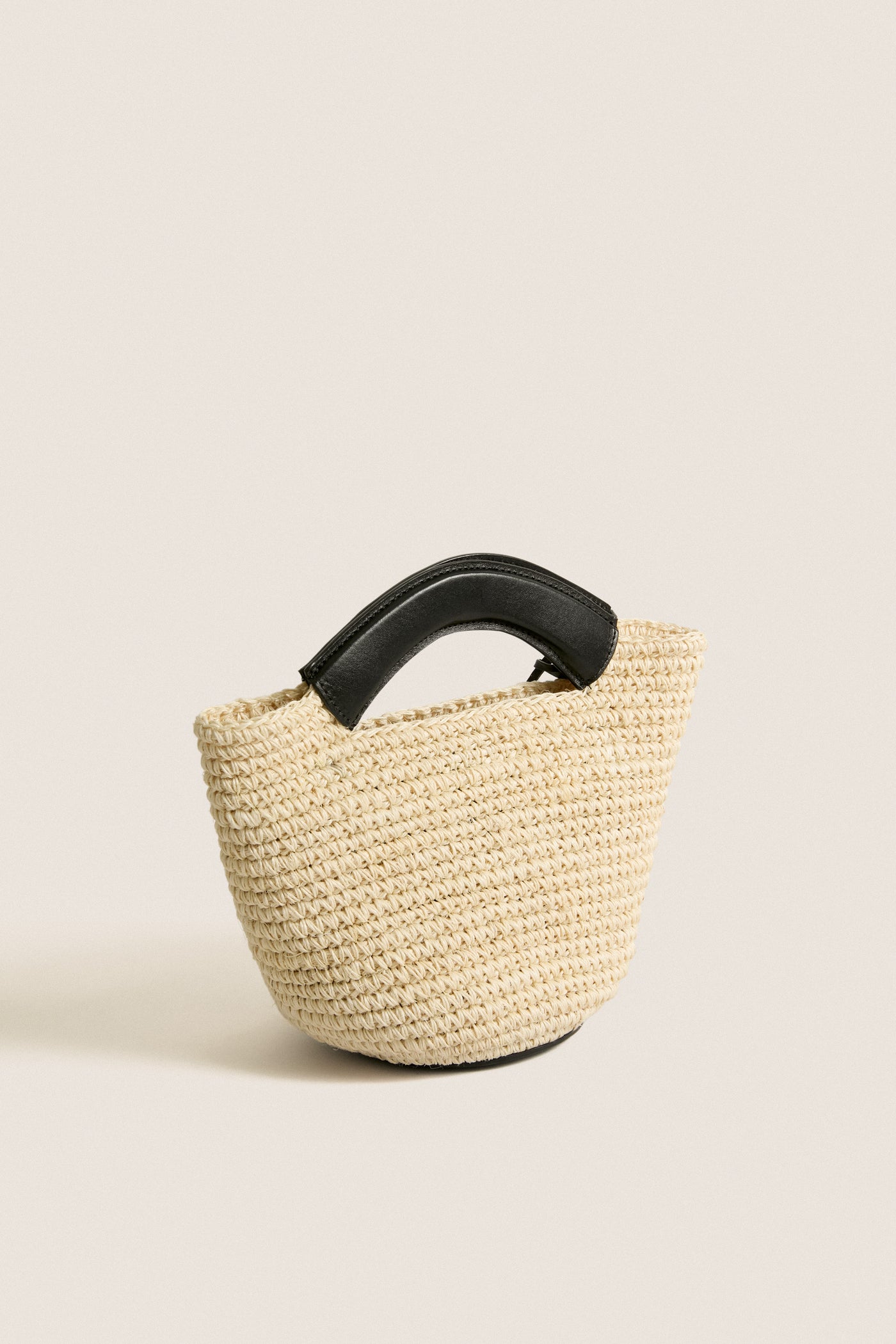 Black Natural Fique Small Shopper