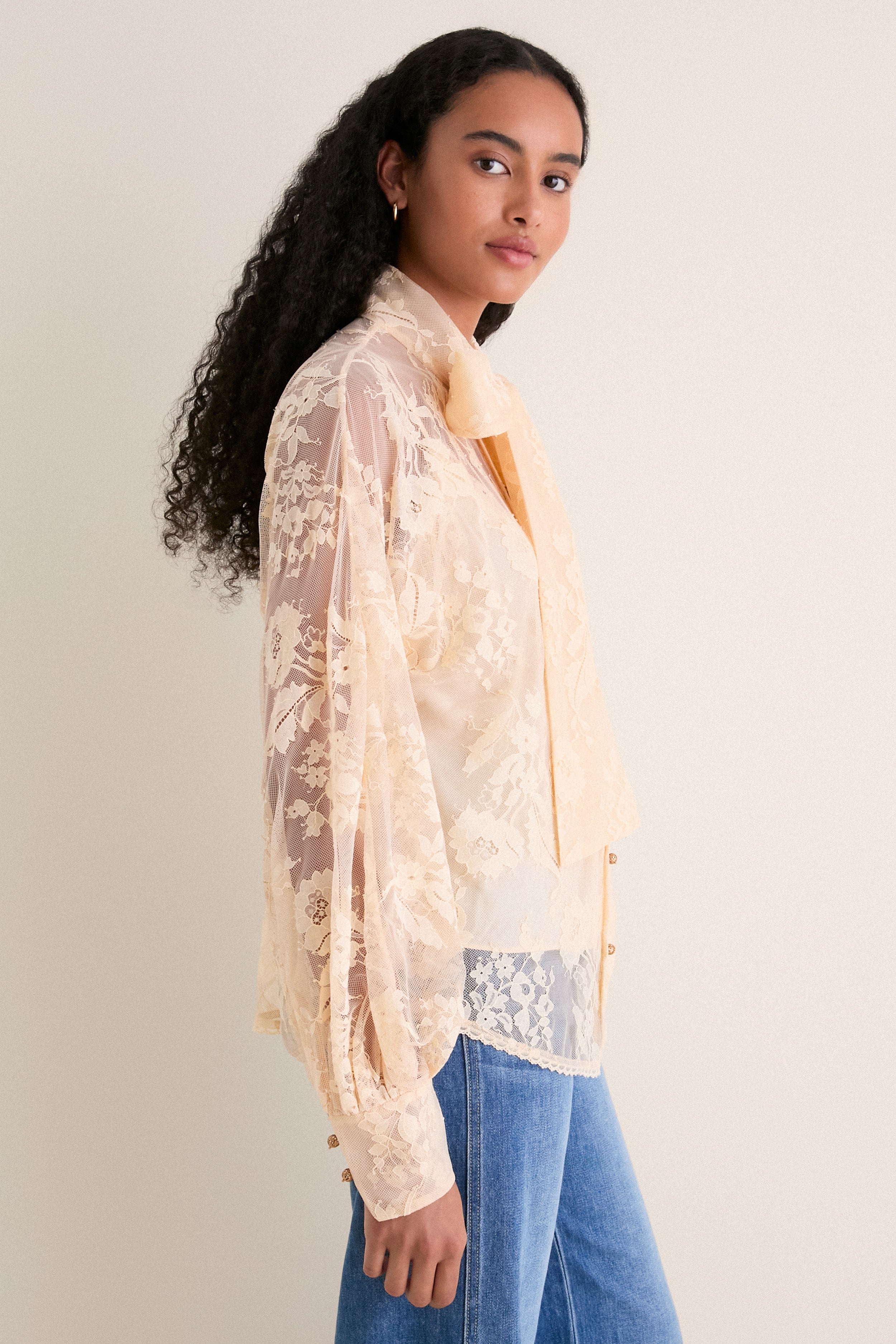 Sand Valiant Lace Pussybow Blouse